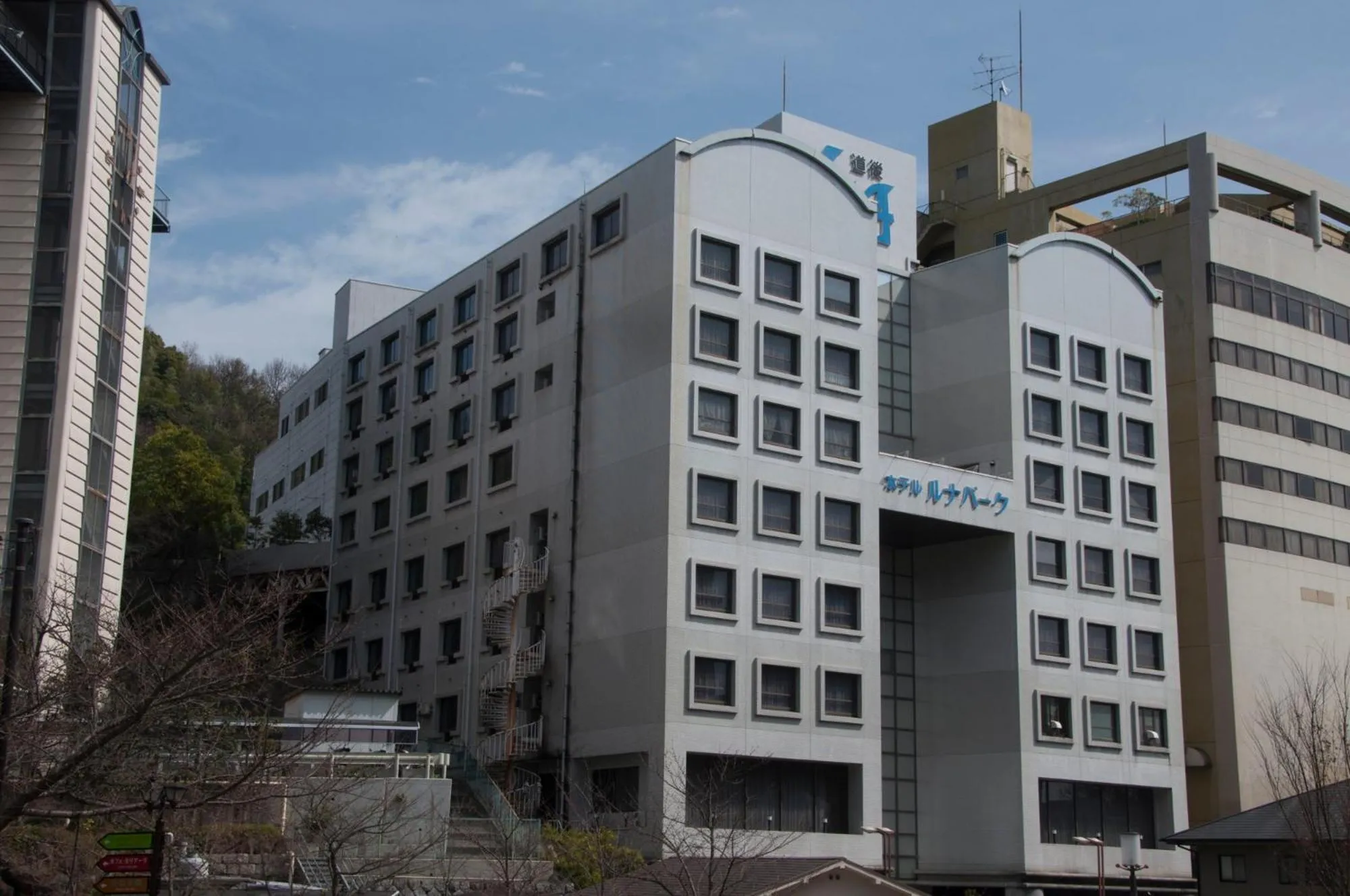 Property building in Hotel Luna Park