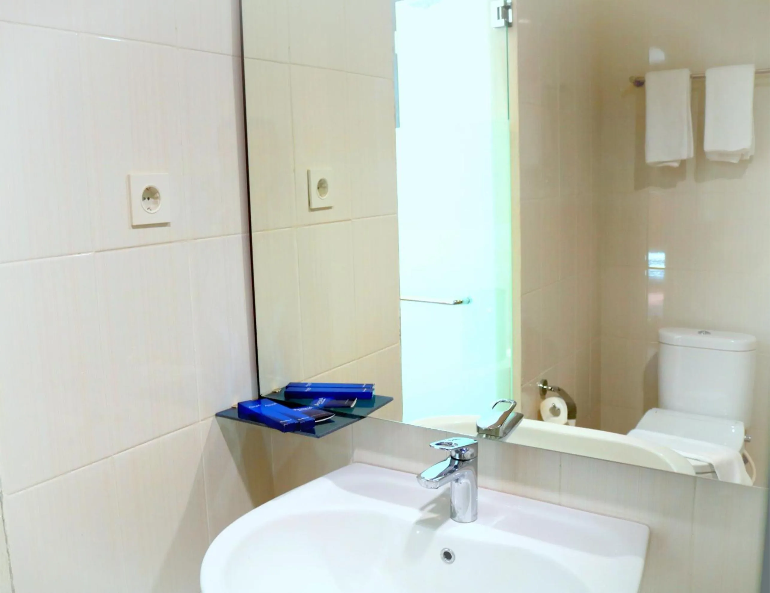 Bathroom in Ancyra by Continent - Poso