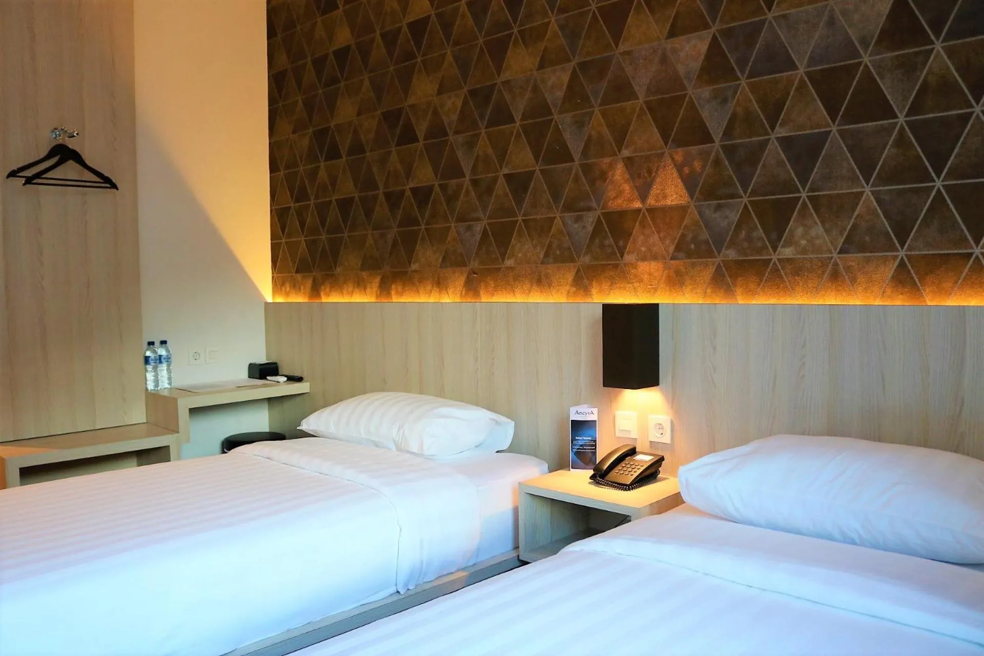 Bed in Ancyra by Continent - Poso