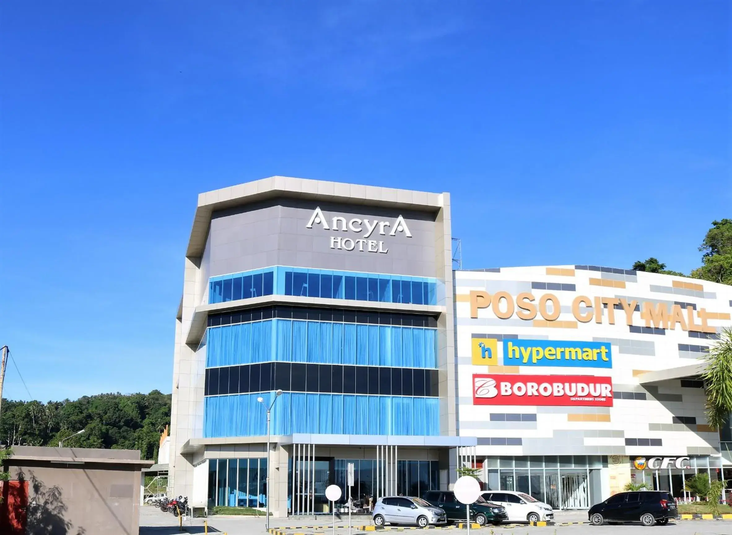 Property building in Ancyra by Continent - Poso Property building in Ancyra by Continent - Poso