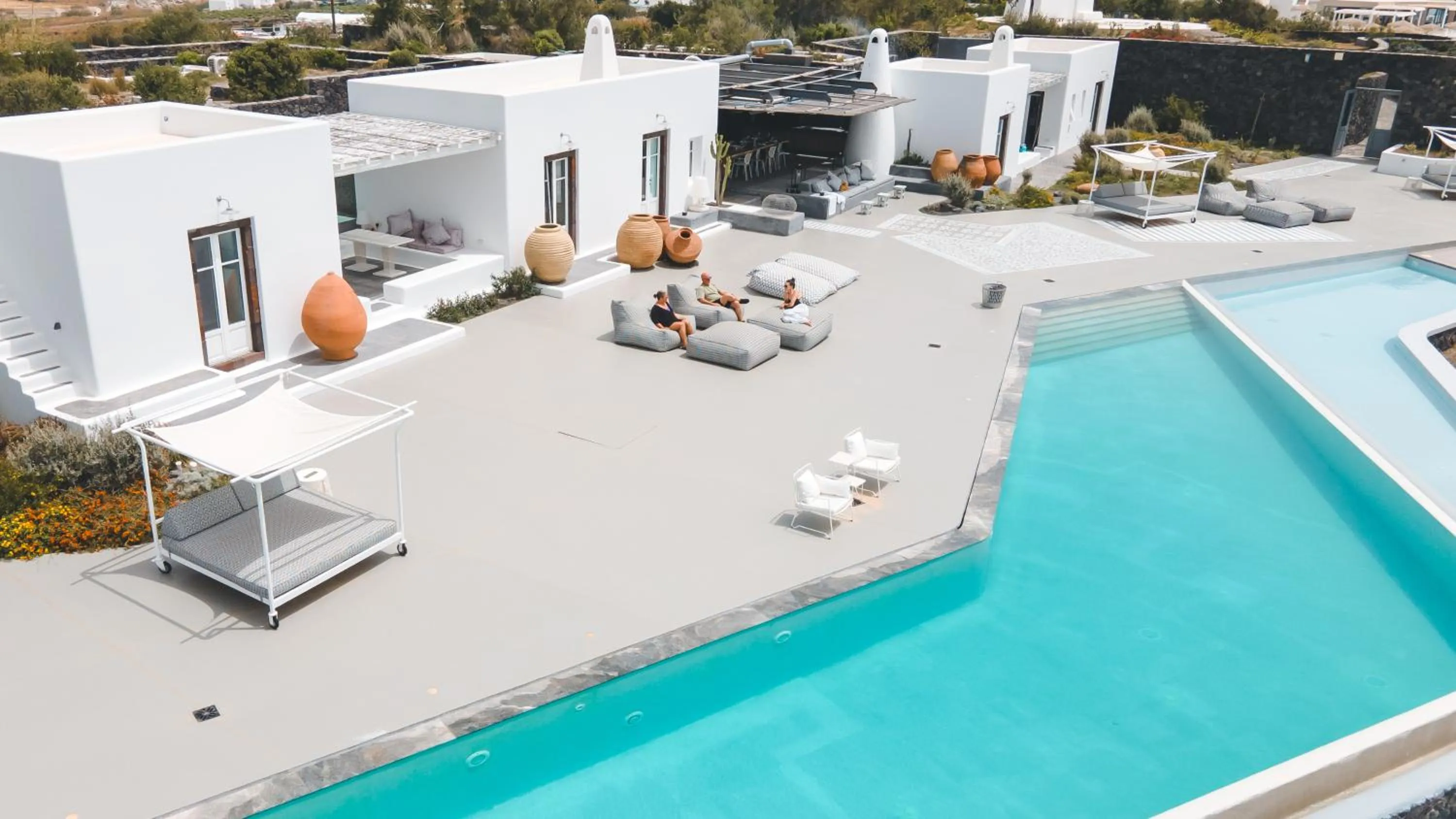 Erosantorini Estate