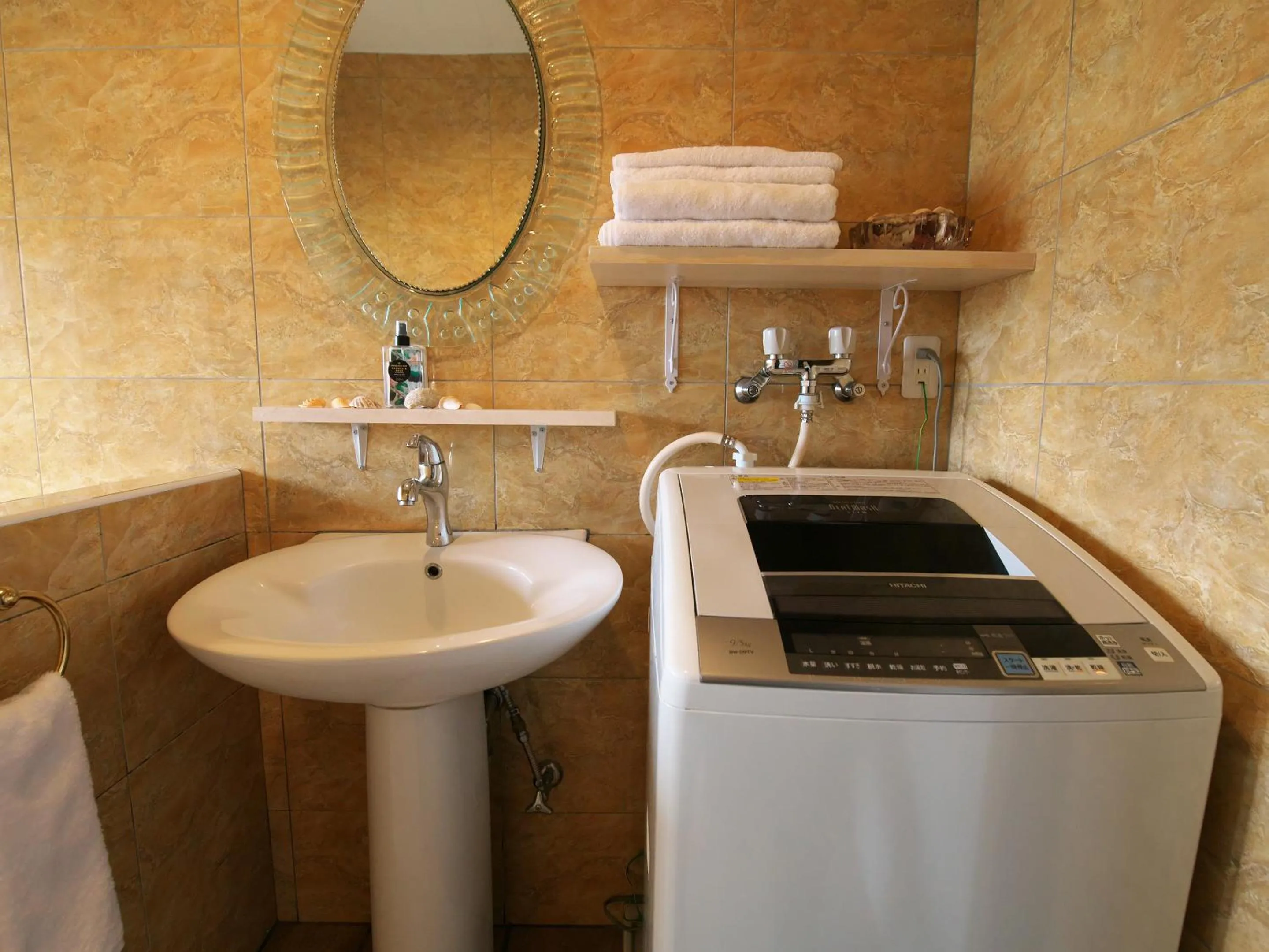 Bathroom in Ocean Villa Tin Gala