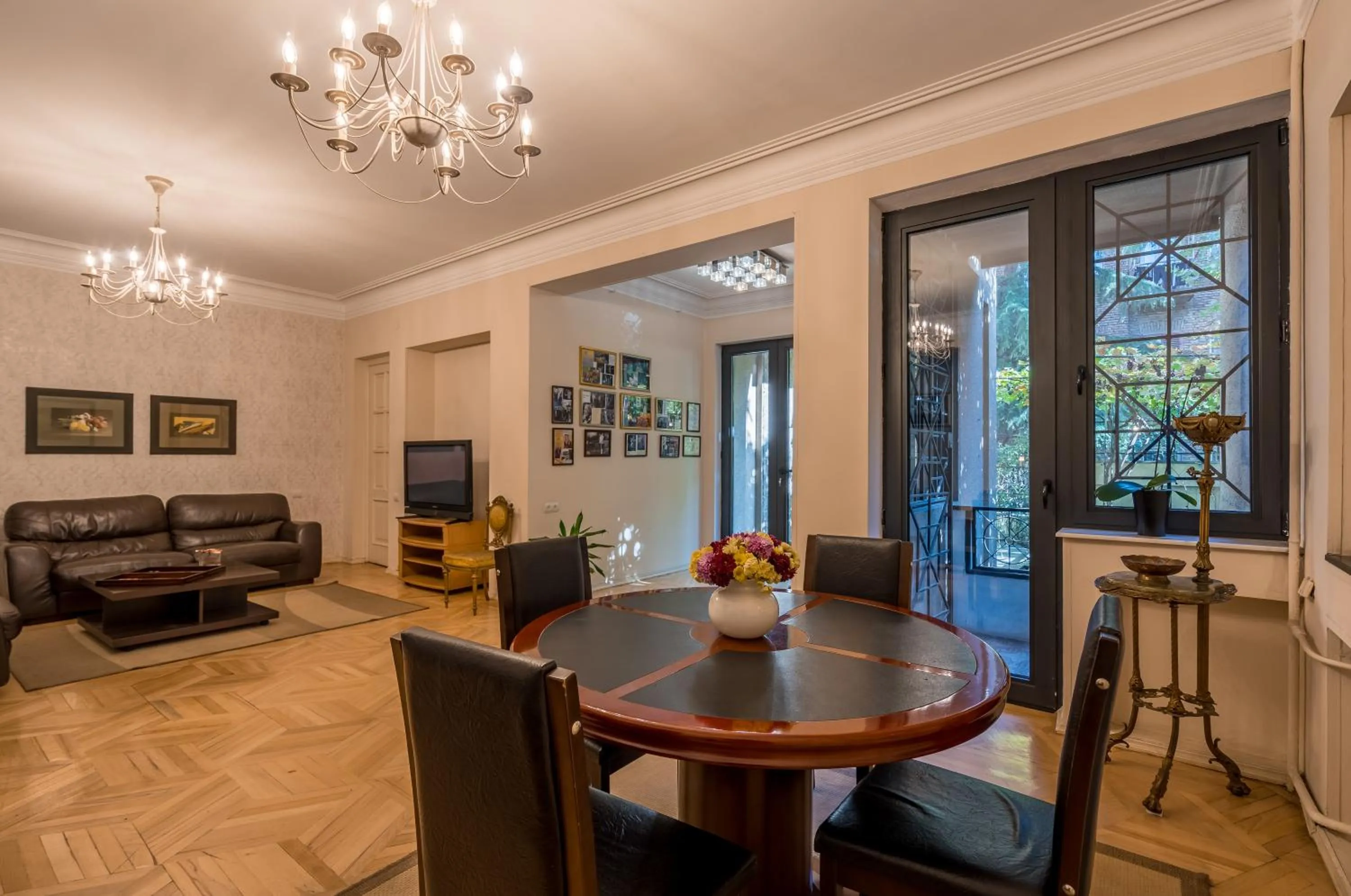 Lobby or reception in Iliani Hotel