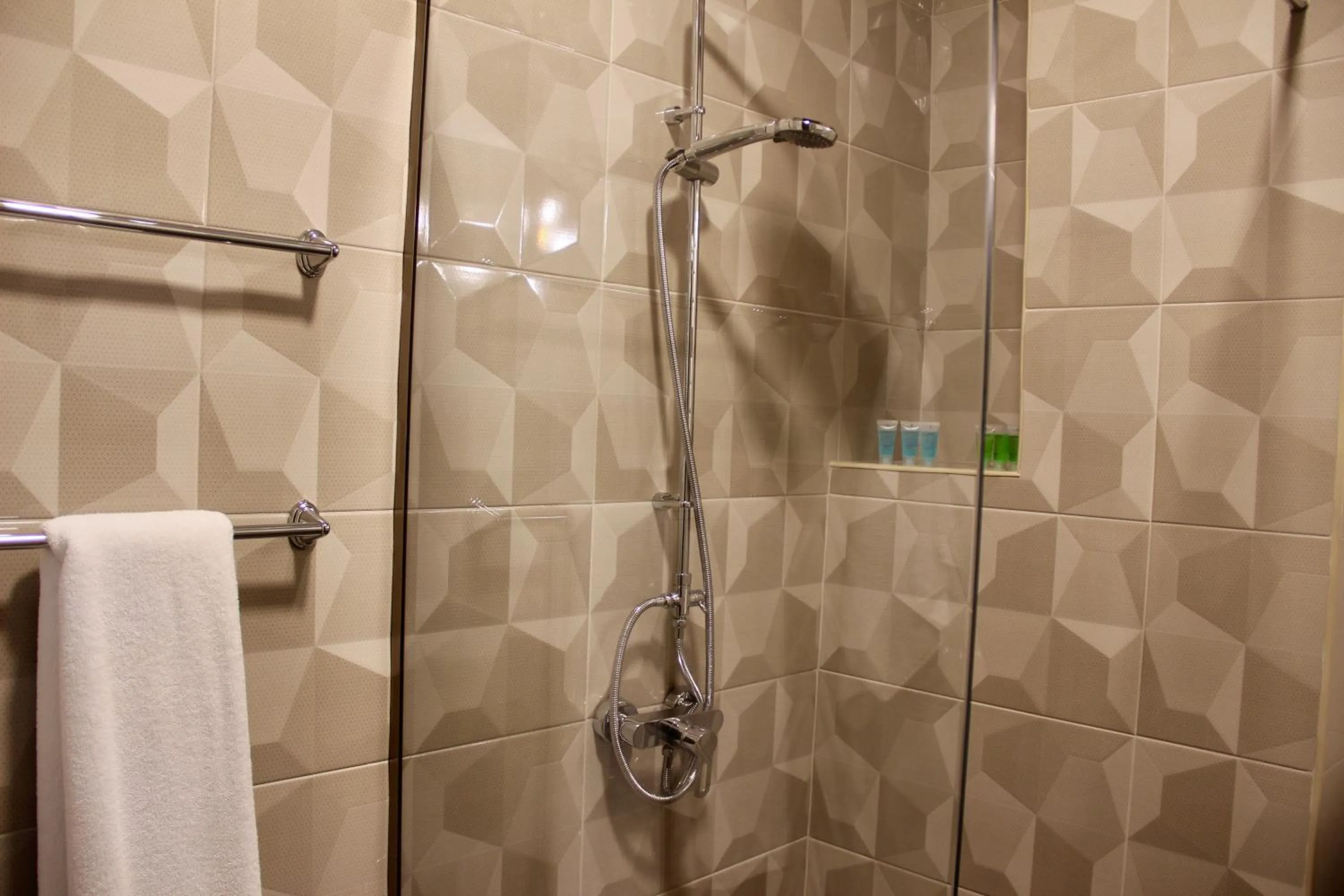 Shower in Iliani Hotel