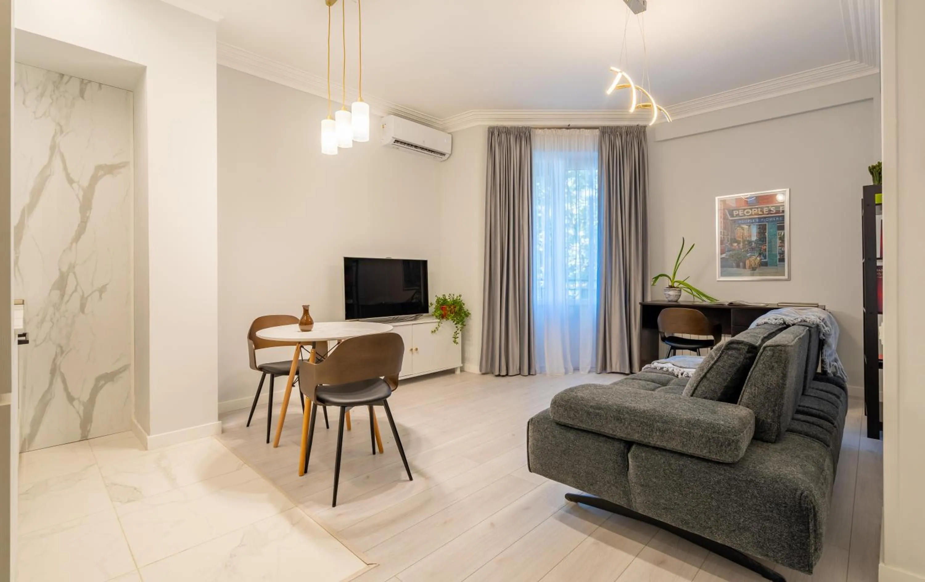 Living room in Iliani Hotel