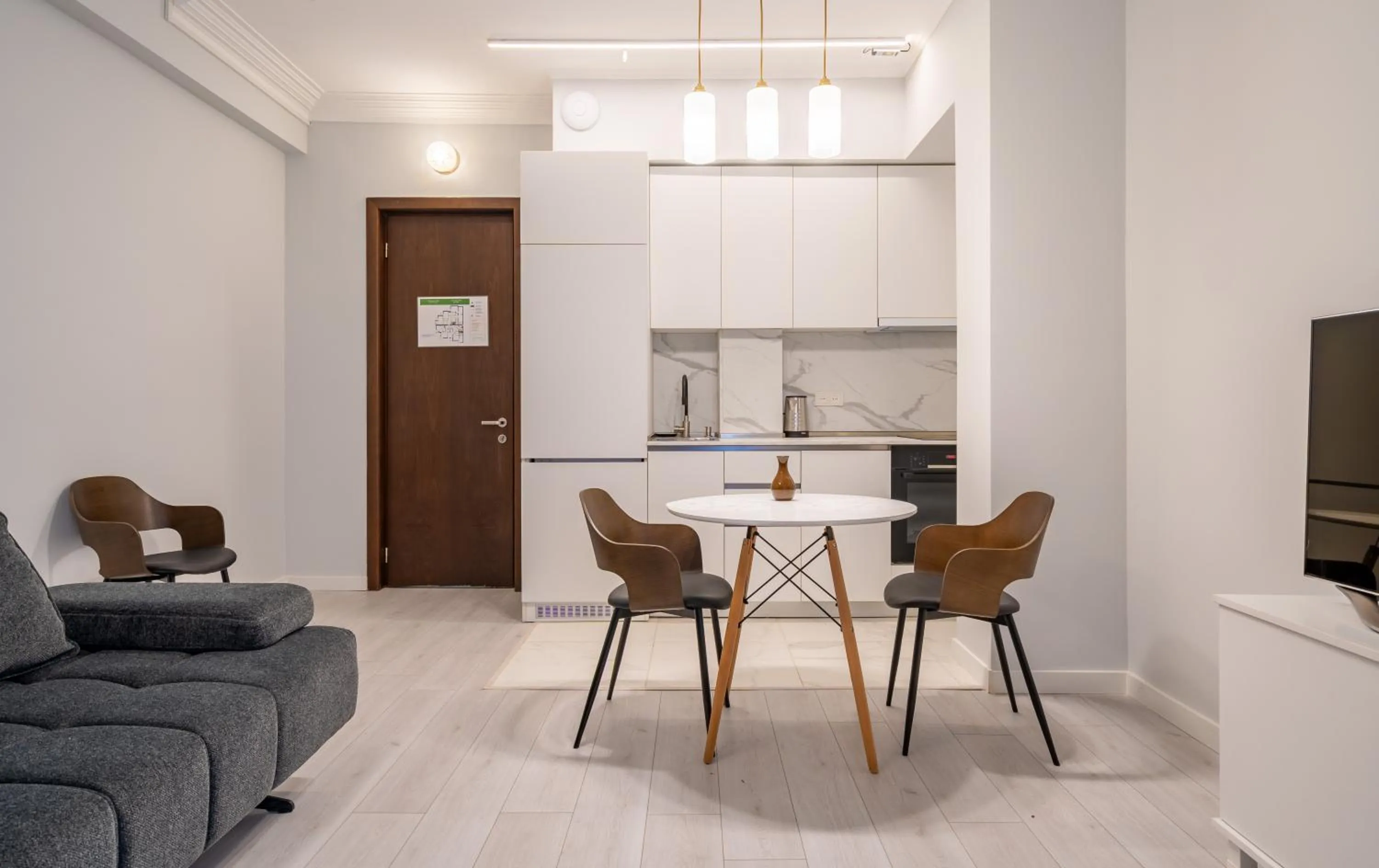 TV and multimedia in Iliani Hotel