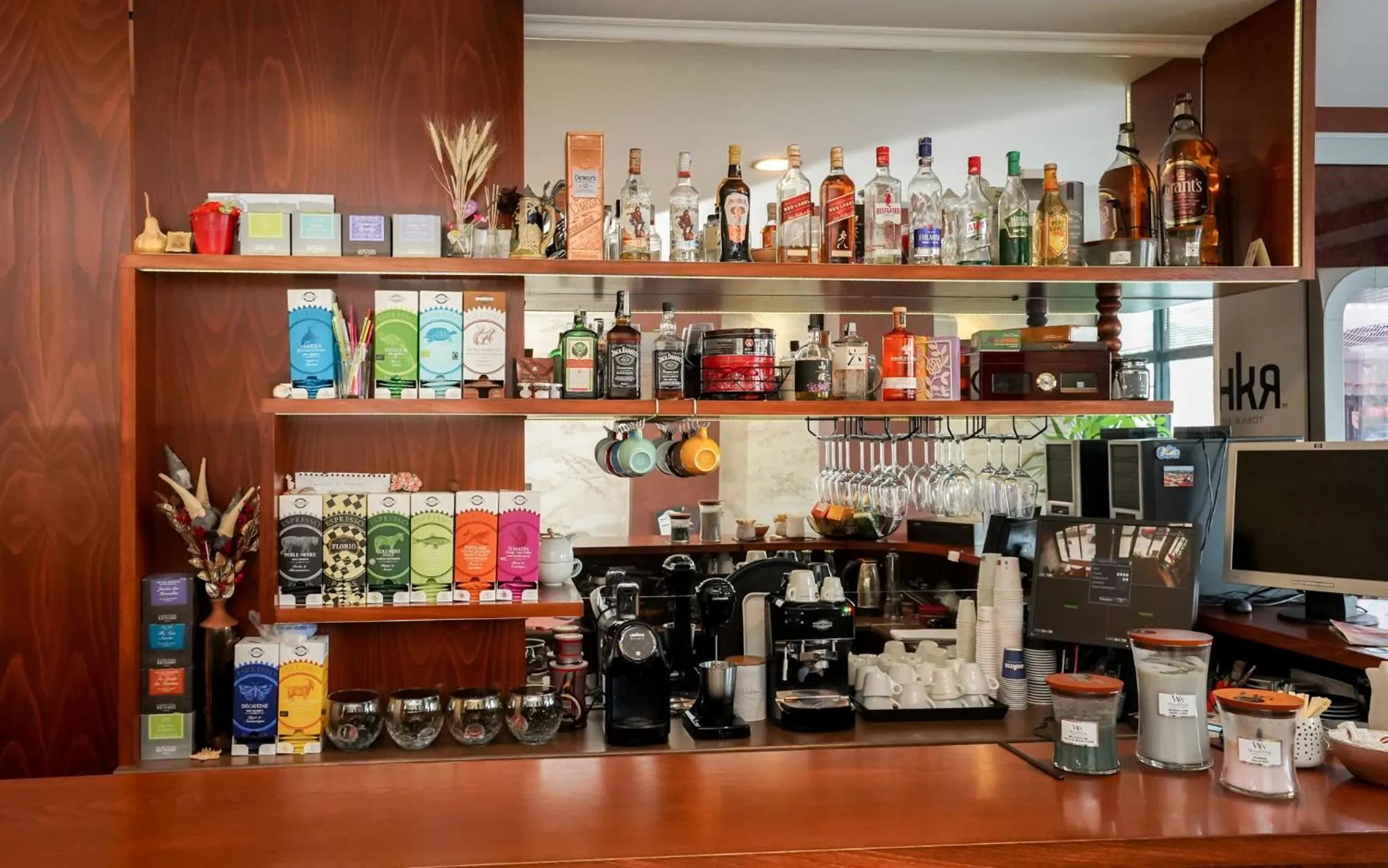 Lounge or bar in Central West Hotel