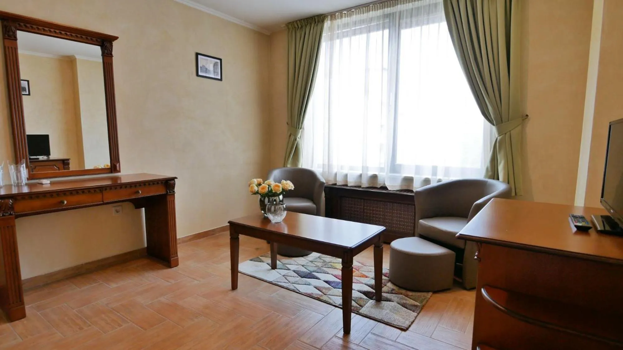 Living room in Central West Hotel