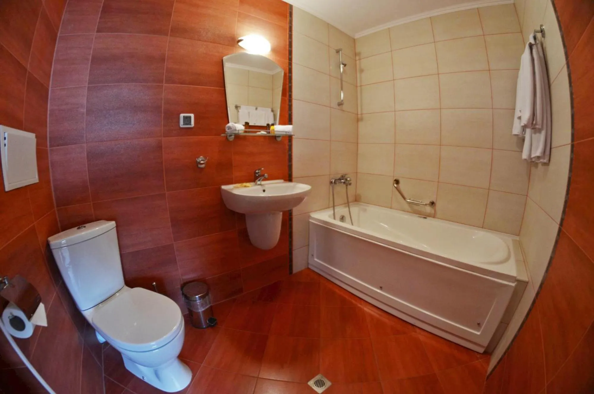 Bathroom in Central West Hotel