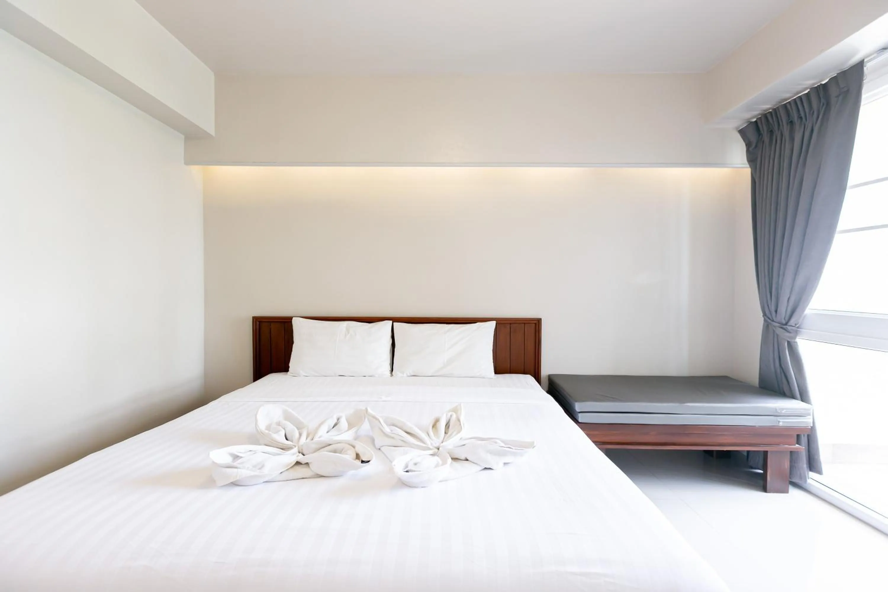 Bed in A Room Bangkok Sathorn