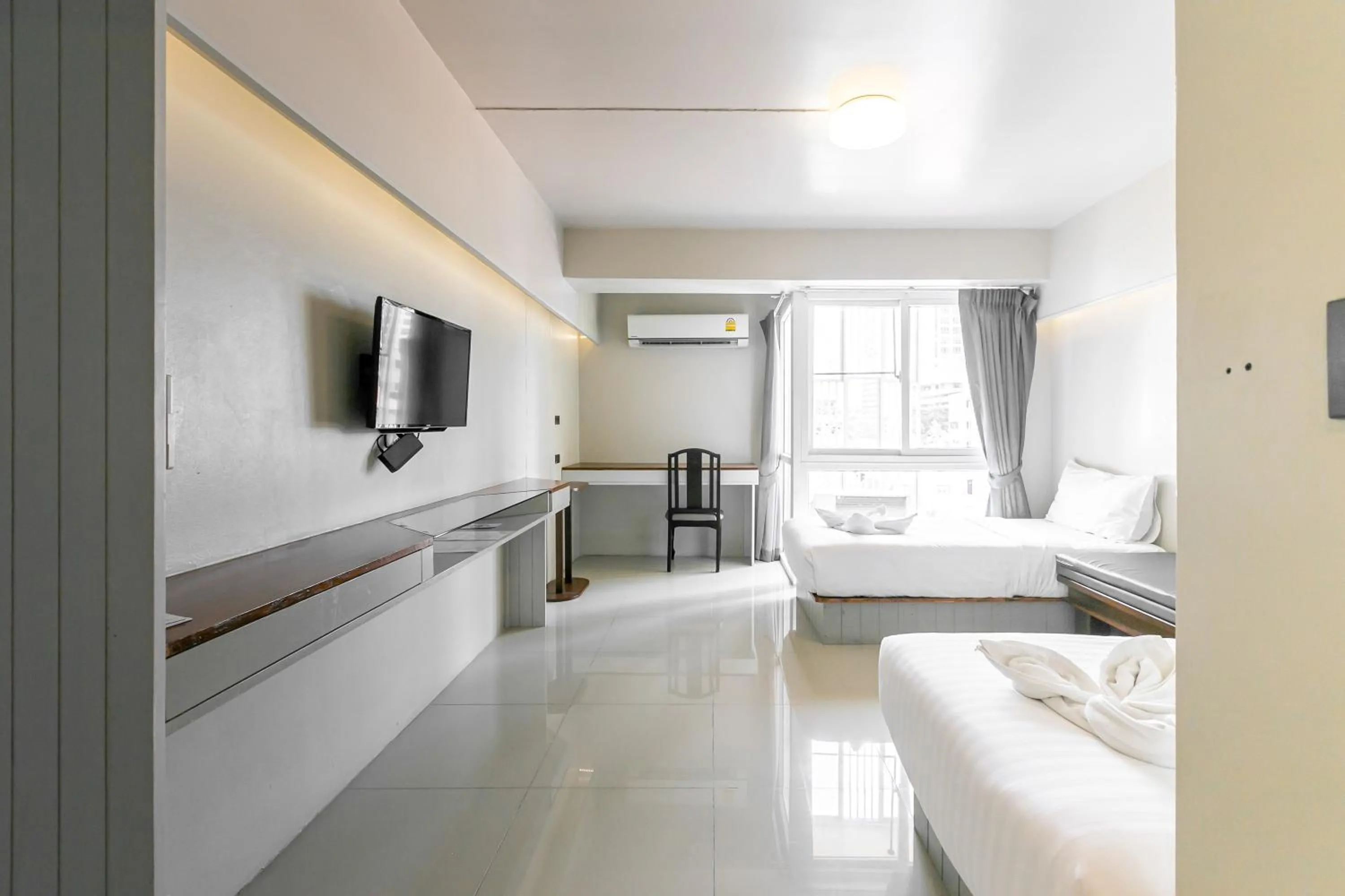 Bed in A Room Bangkok Sathorn