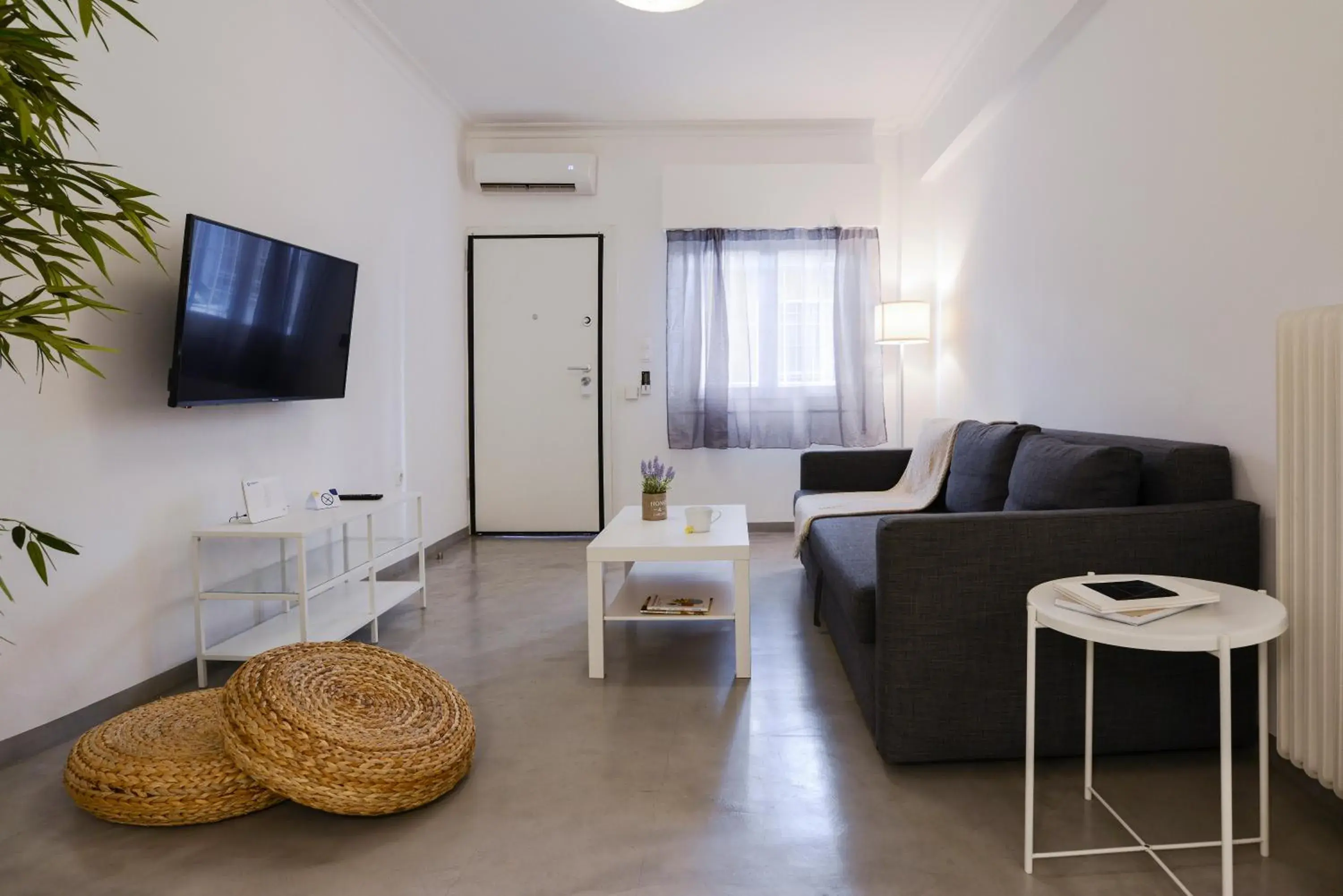 Athens One Apartment by Olala Homes Athens One Apartment by Olala Homes