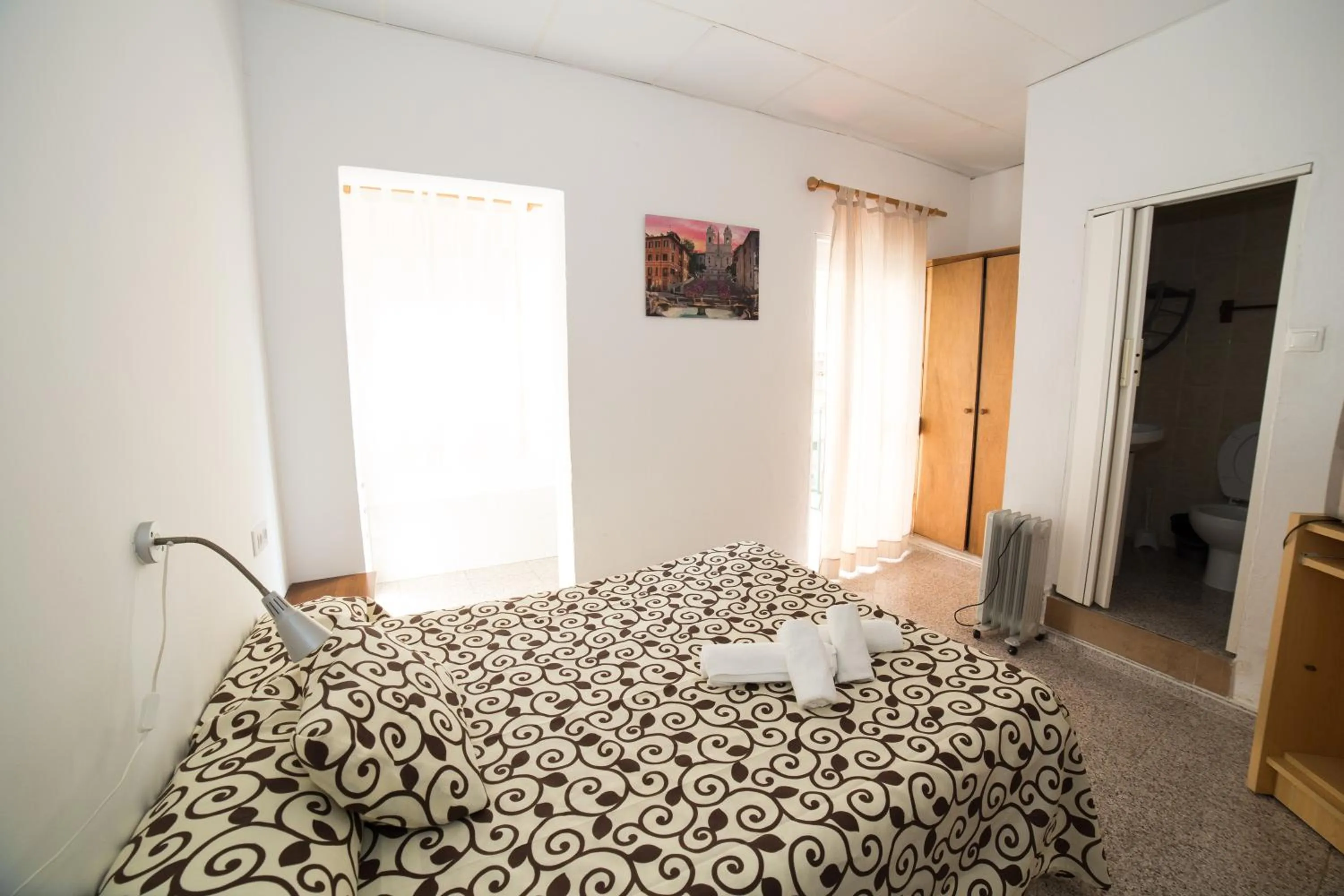 Photo of the whole room, Bed in Hospedaje Lisboa Algeciras P Ca 0214 y A Ca 0232