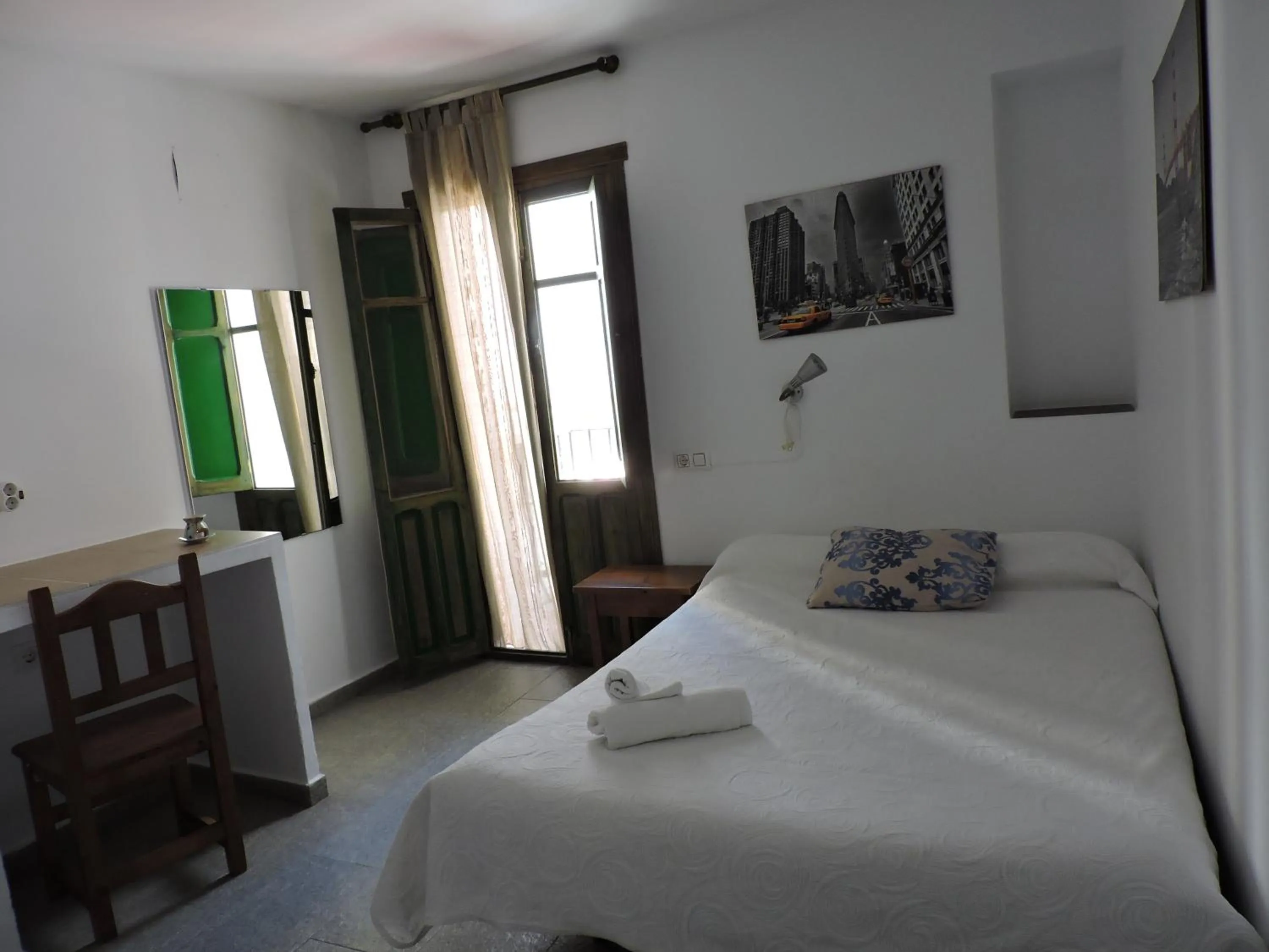 Bed in Hospedaje Lisboa Algeciras P Ca 0214 y A Ca 0232