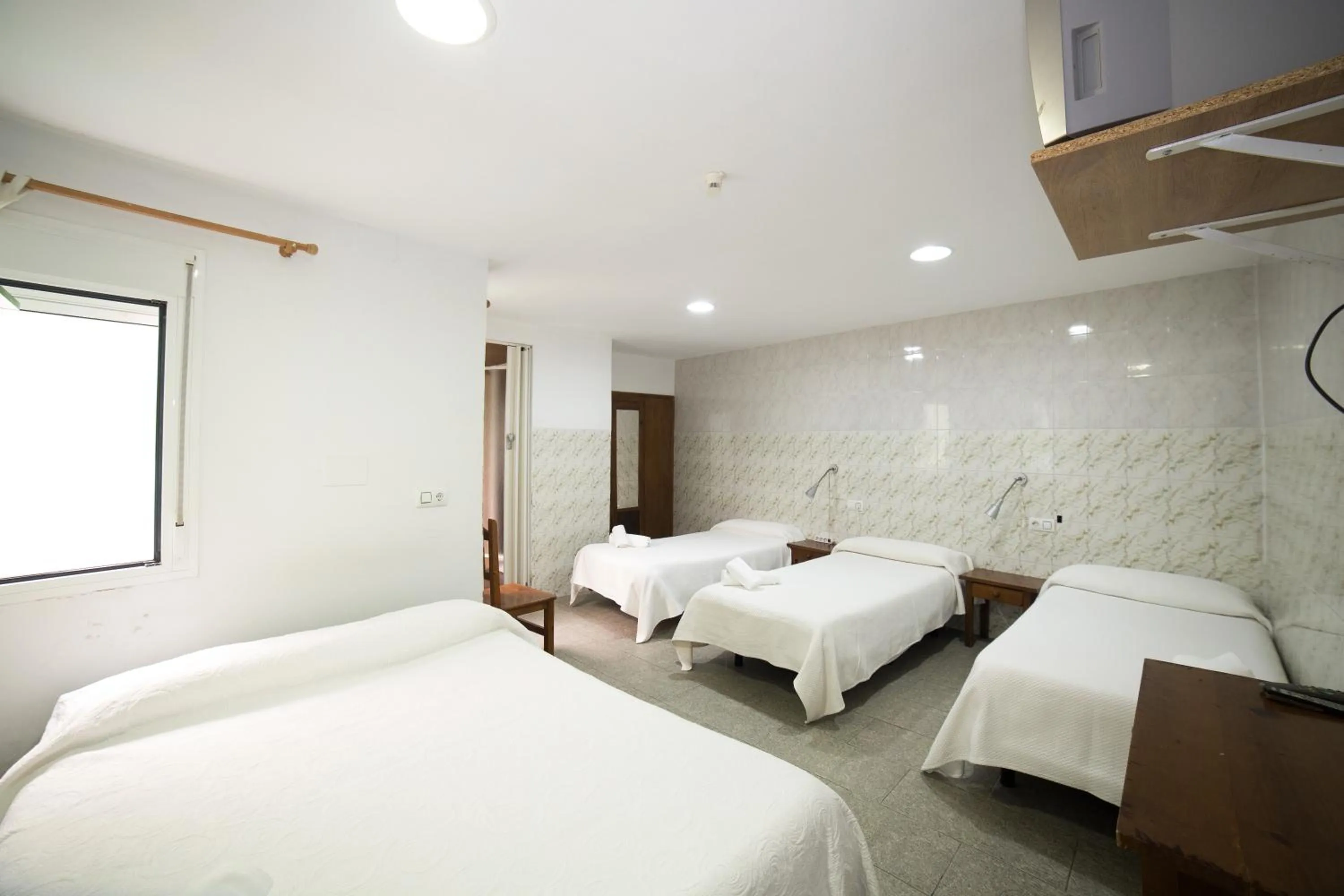 Photo of the whole room, Bed in Hospedaje Lisboa Algeciras P Ca 0214 y A Ca 0232