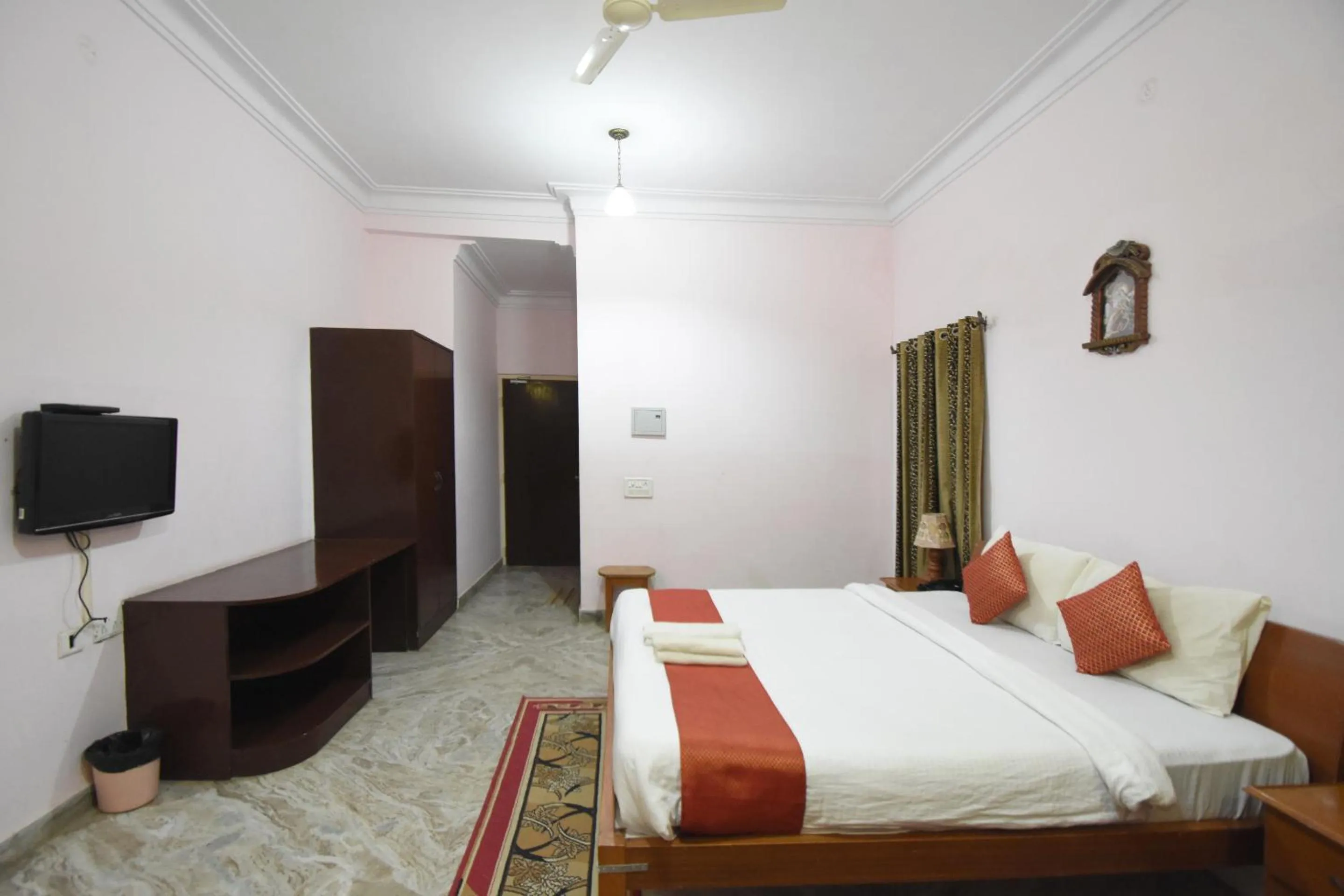 Bedroom, Bed in Satyam Palace Resort