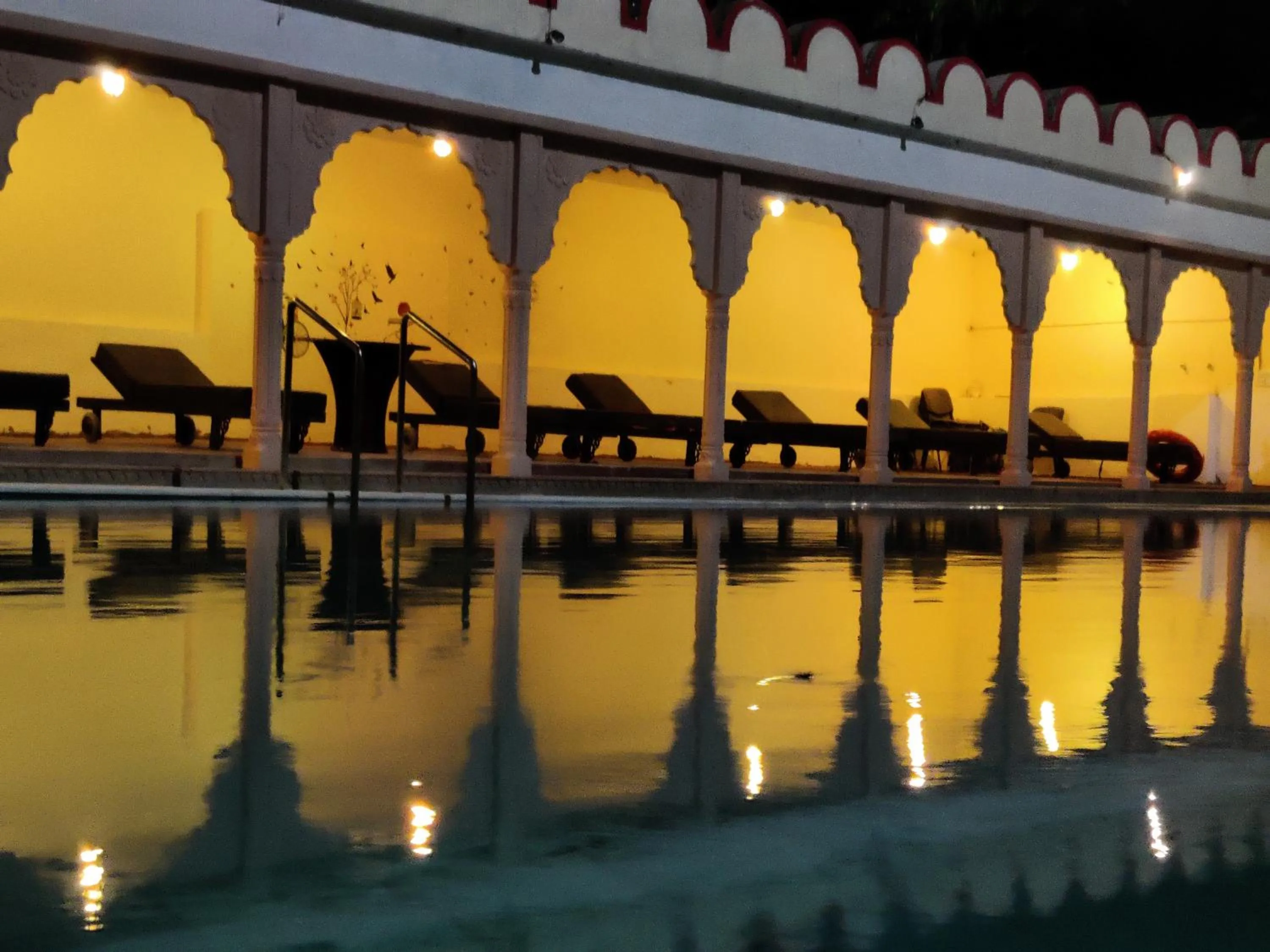 Swimming pool in Satyam Palace Resort