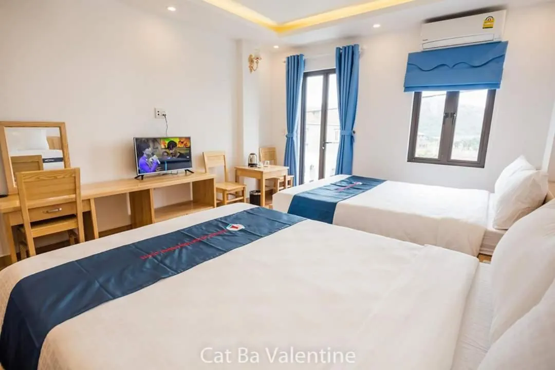 Bed in Cat Ba Valentine