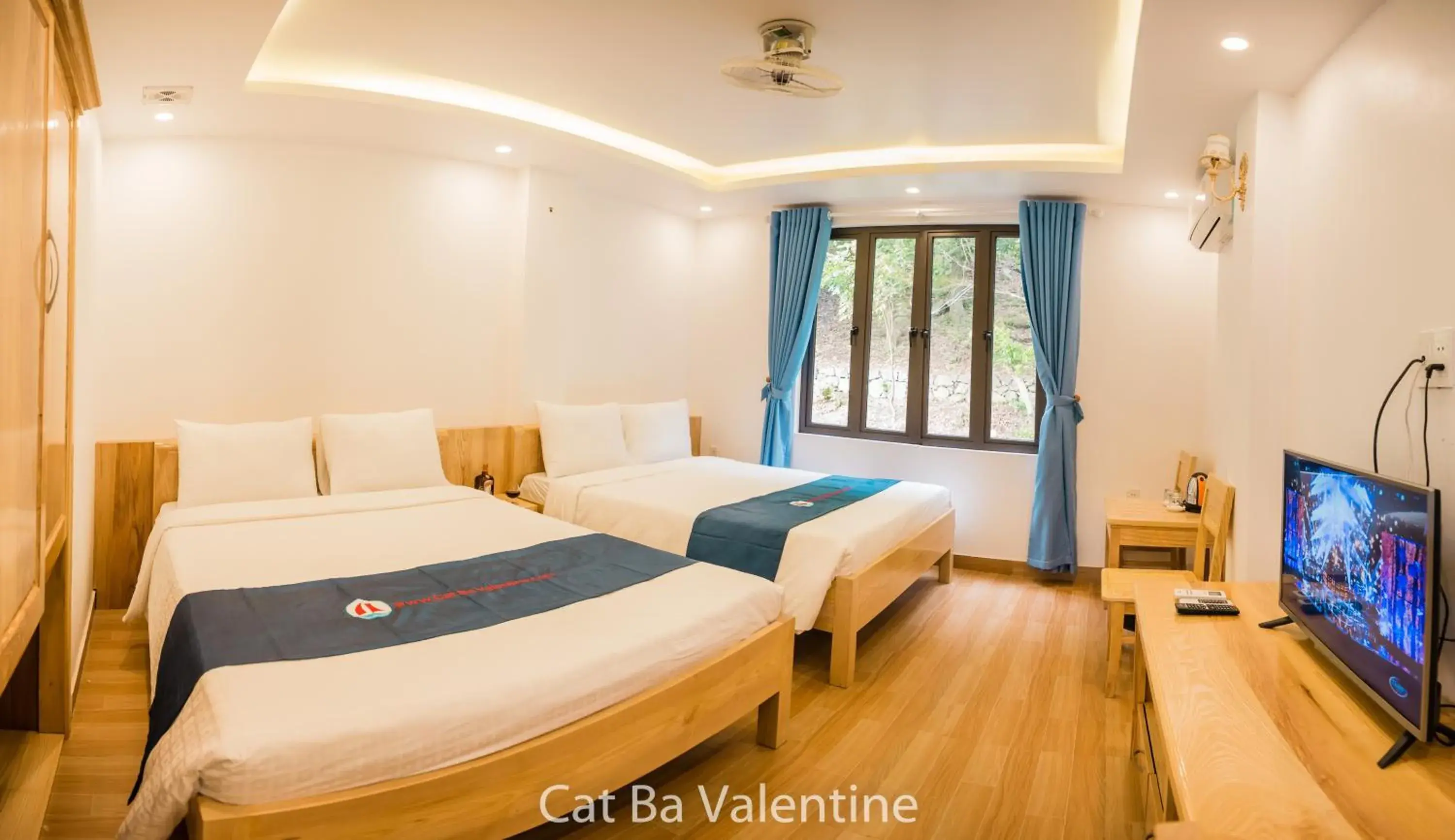 Superior Double or Twin Room with Terrace in Cat Ba Valentine Superior Double or Twin Room with Terrace in Cat Ba Valentine