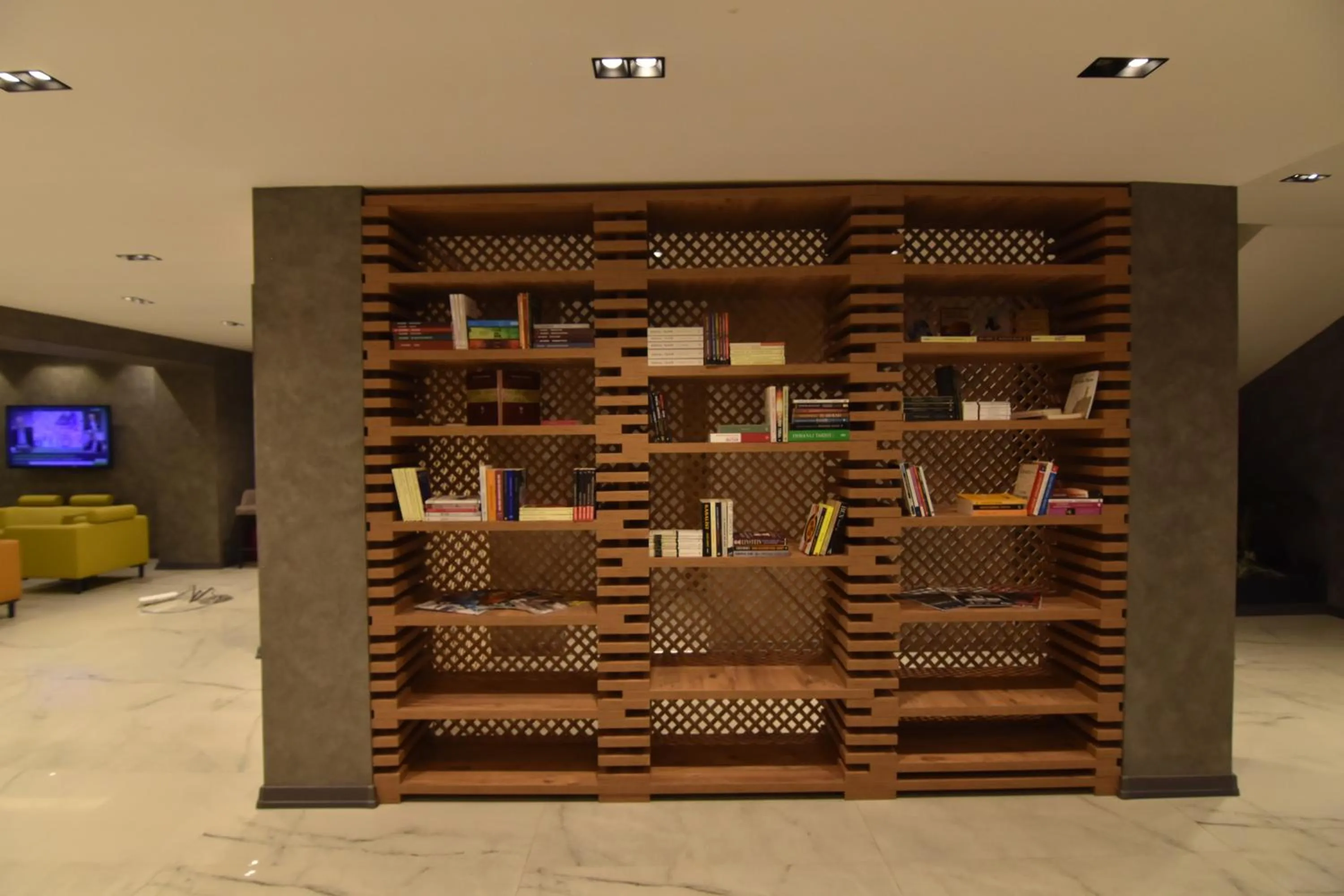 Green Palace Suite Hotel