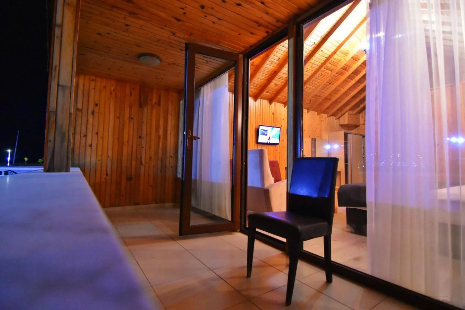 Green Palace Suite Hotel