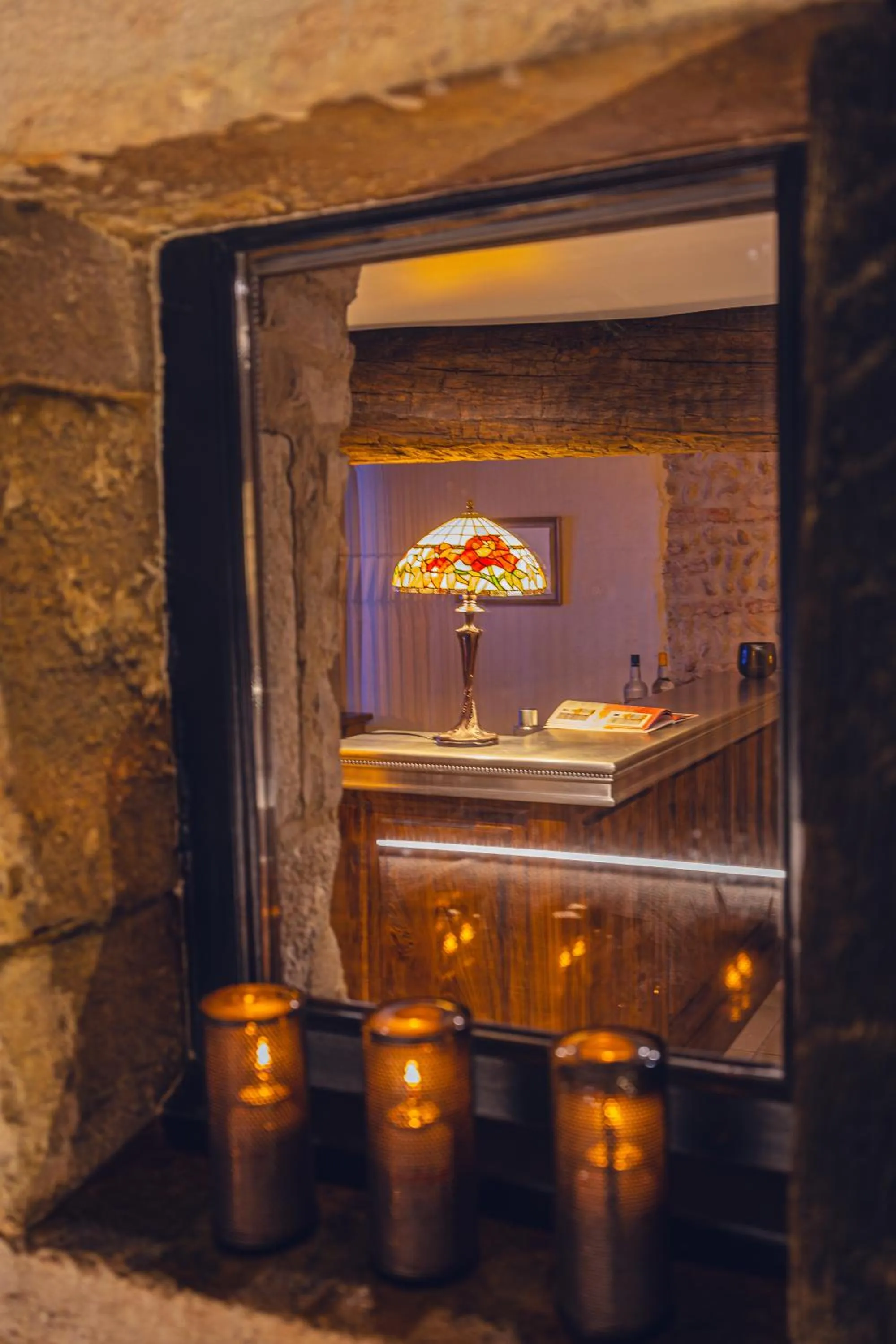 Lounge or bar in Hôtel Le Griffon d'Or