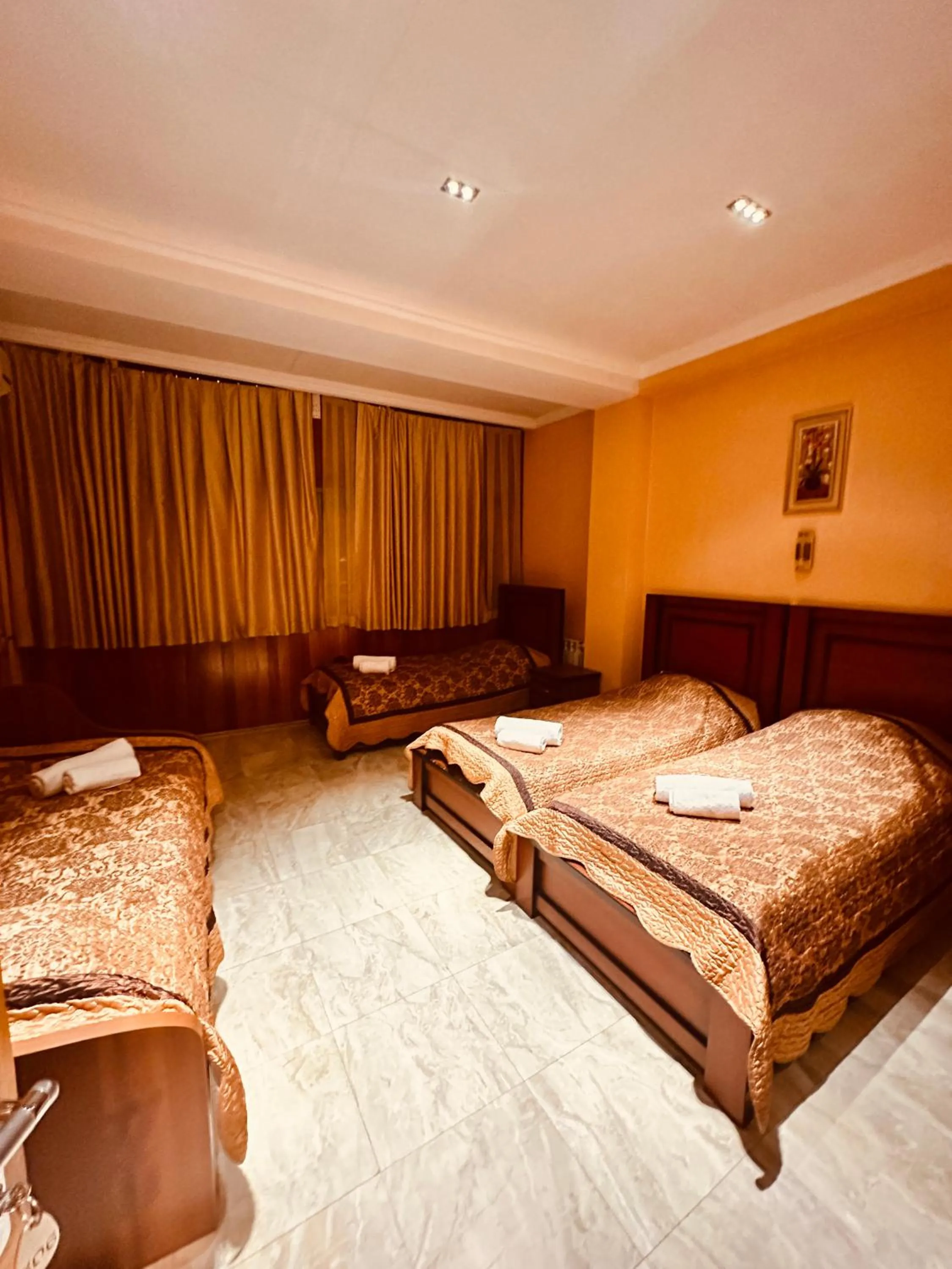 Bed in Iceberg Hotel