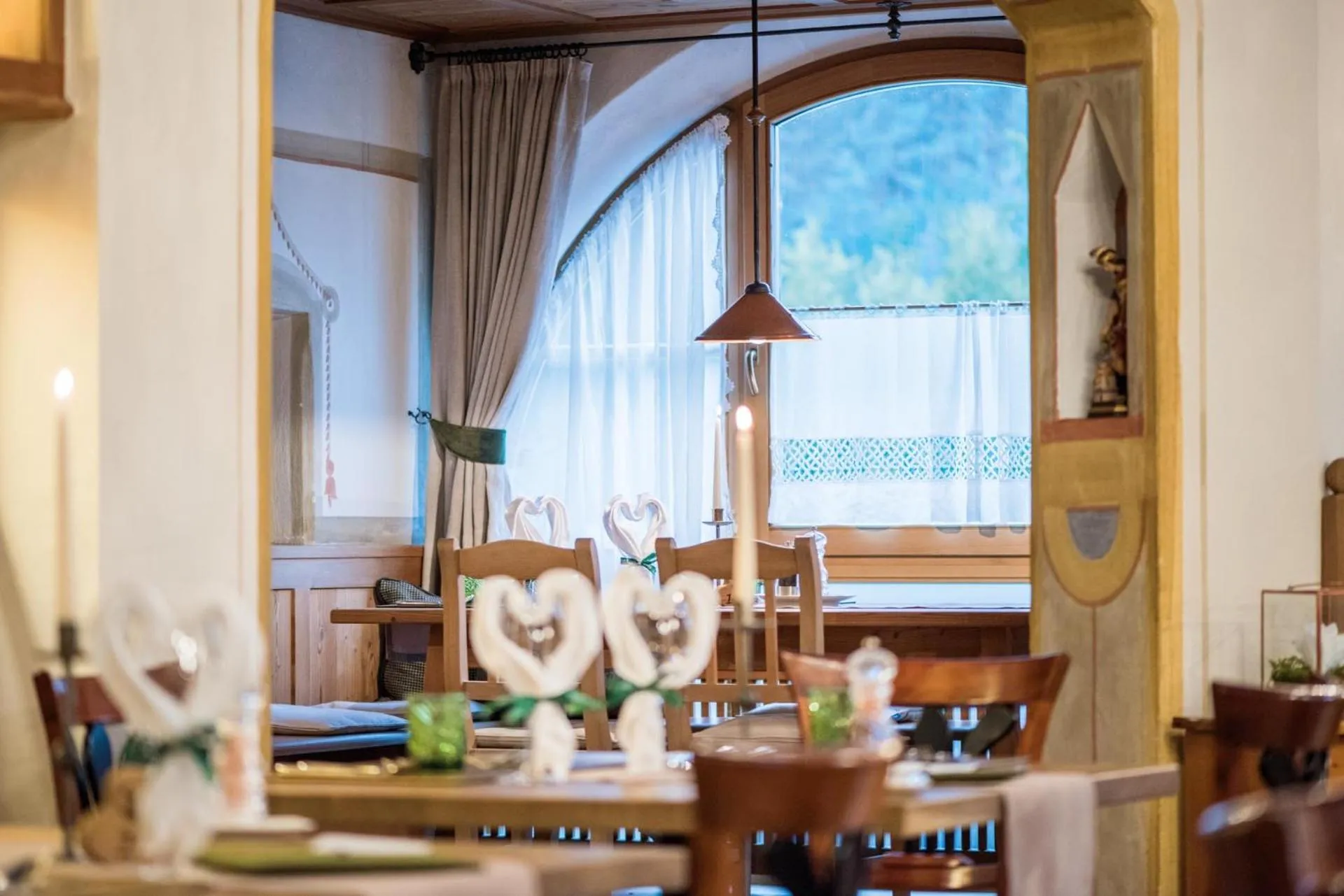 Restaurant/places to eat in Hotel Edelweiss