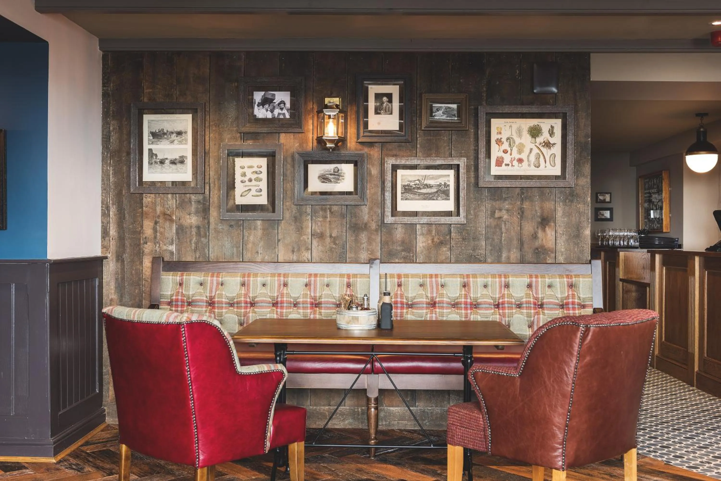 Lounge or bar in Pier House