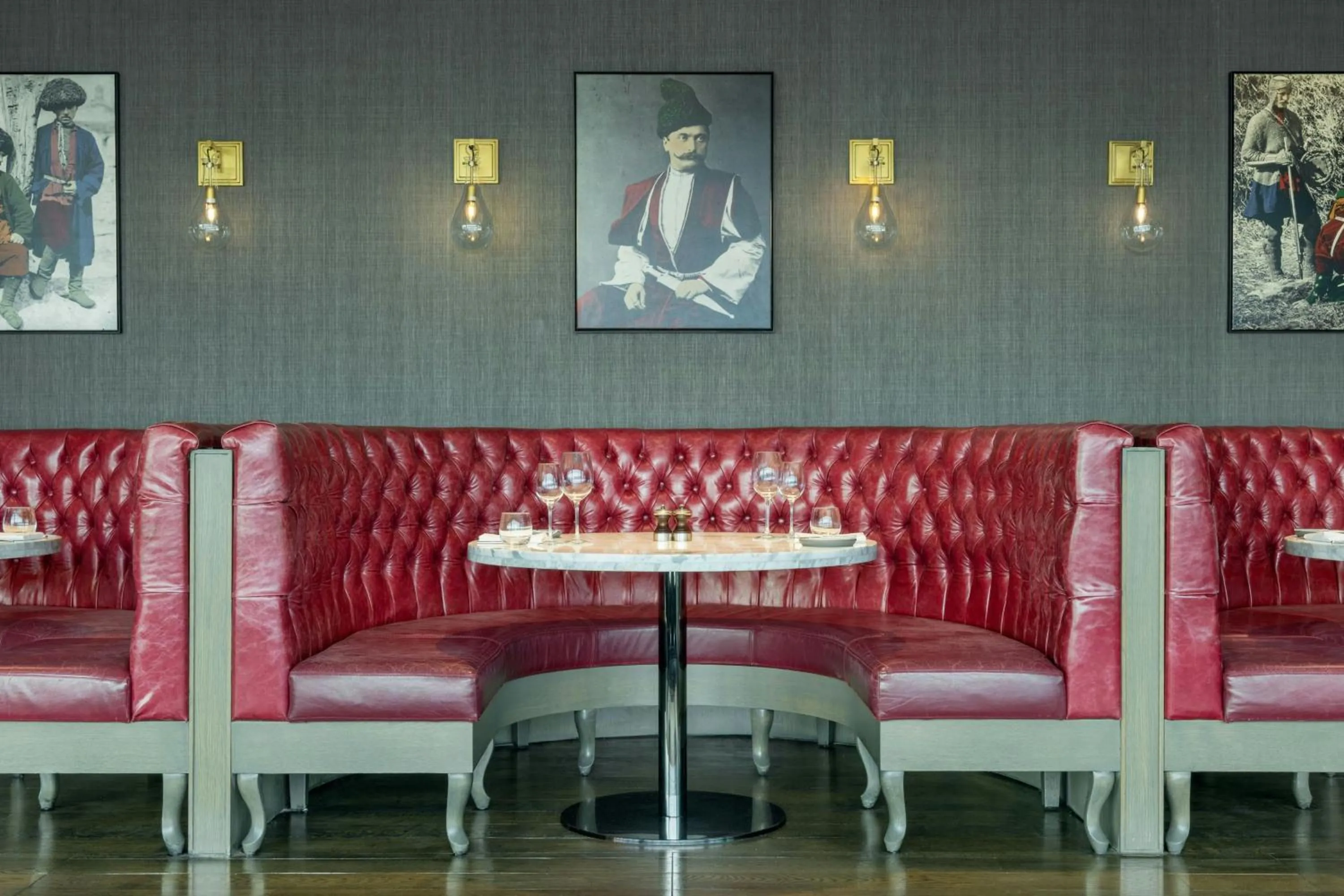 Restaurant/places to eat in Sheraton Grand Tbilisi Metechi Palace