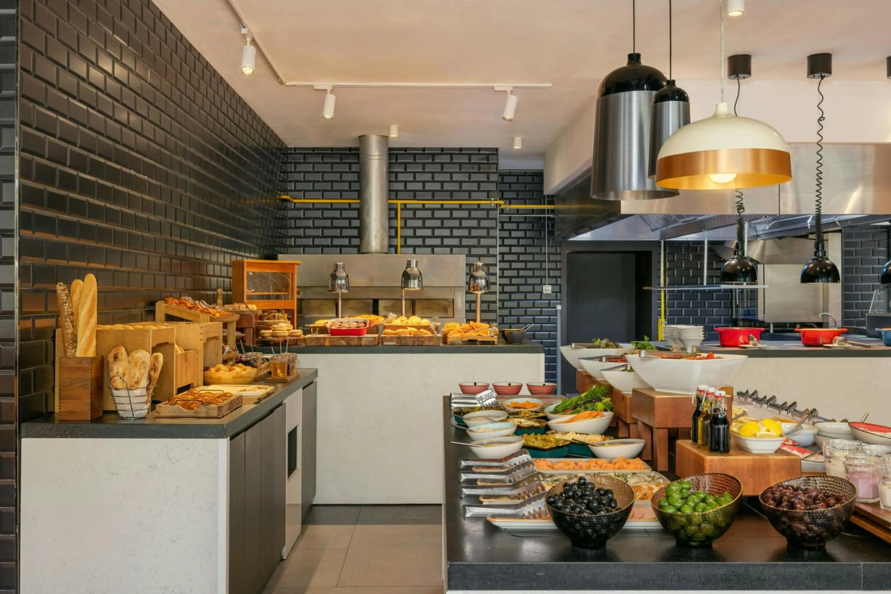 Breakfast in Sheraton Grand Tbilisi Metechi Palace