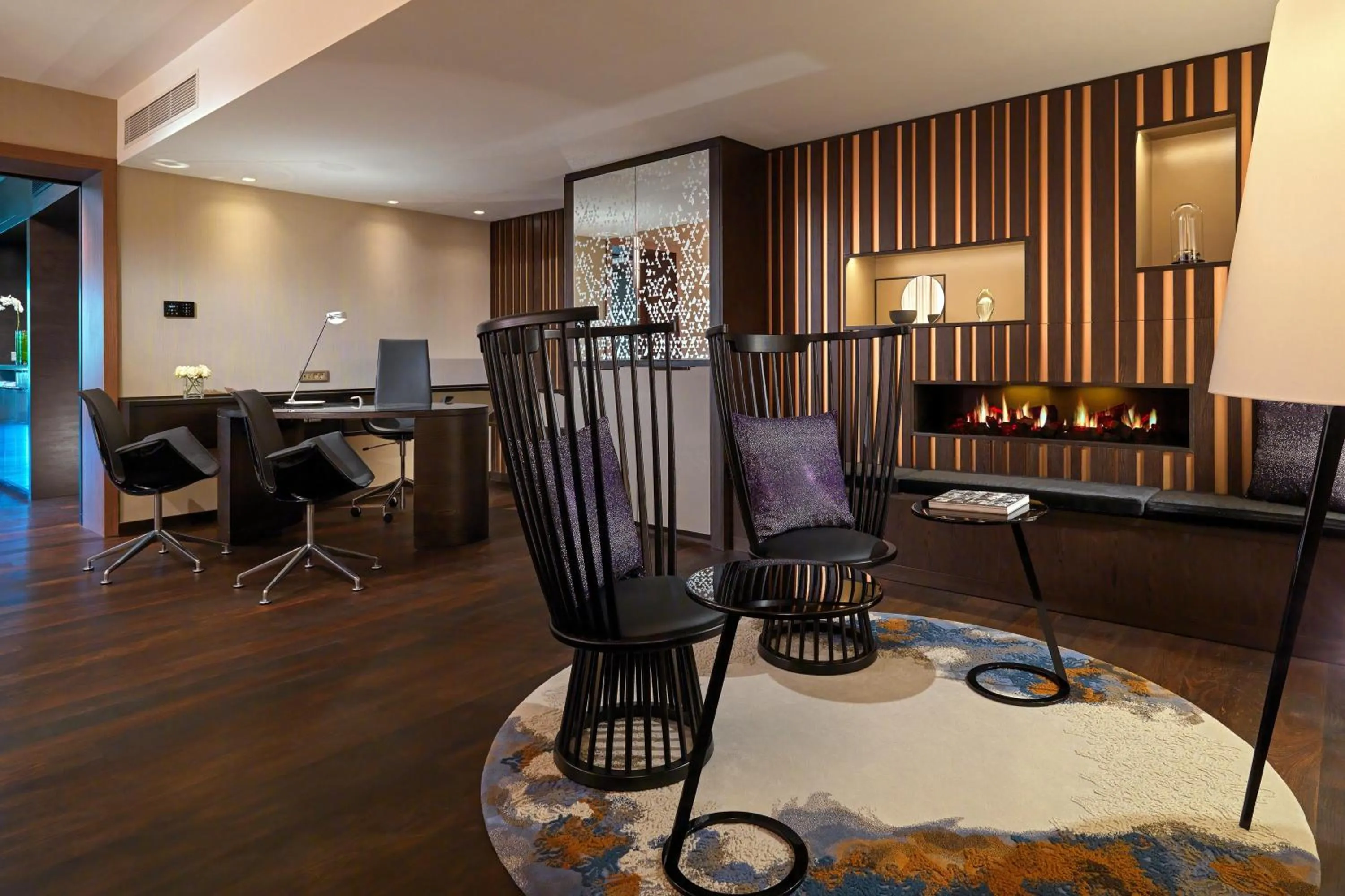 Living room in Sheraton Grand Tbilisi Metechi Palace