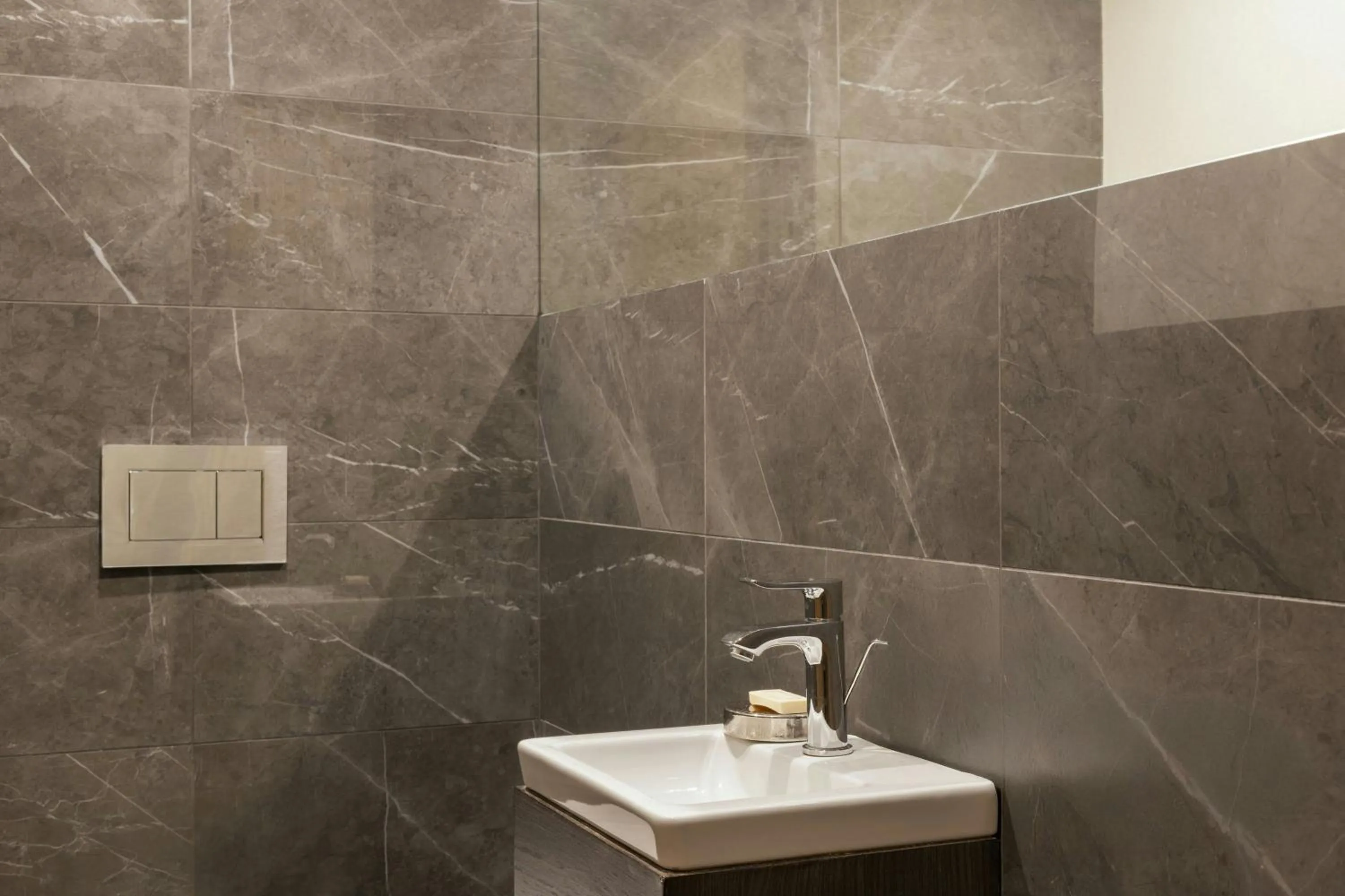 Bathroom in Sheraton Grand Tbilisi Metechi Palace