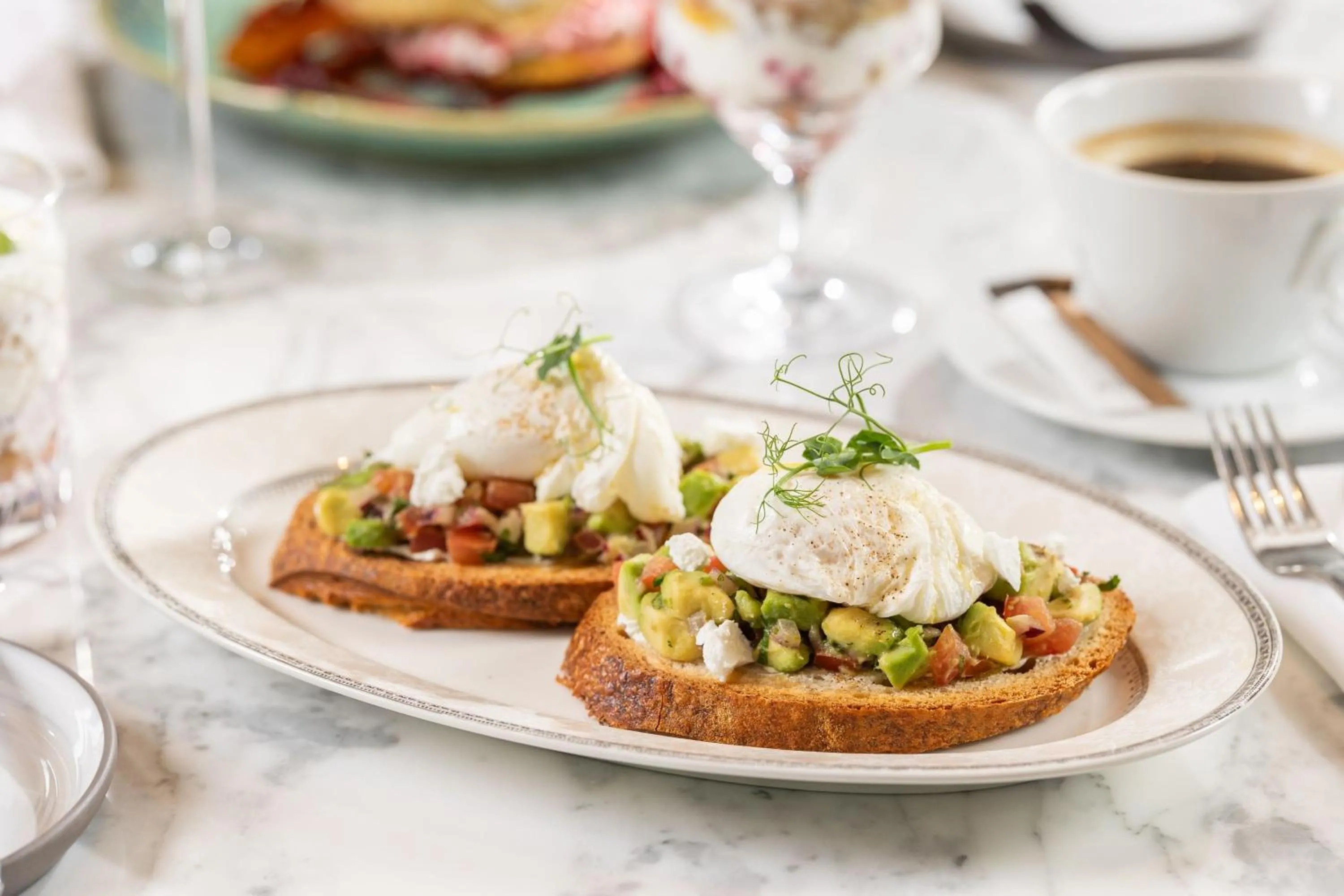 Restaurant/places to eat in Sheraton Grand Tbilisi Metechi Palace