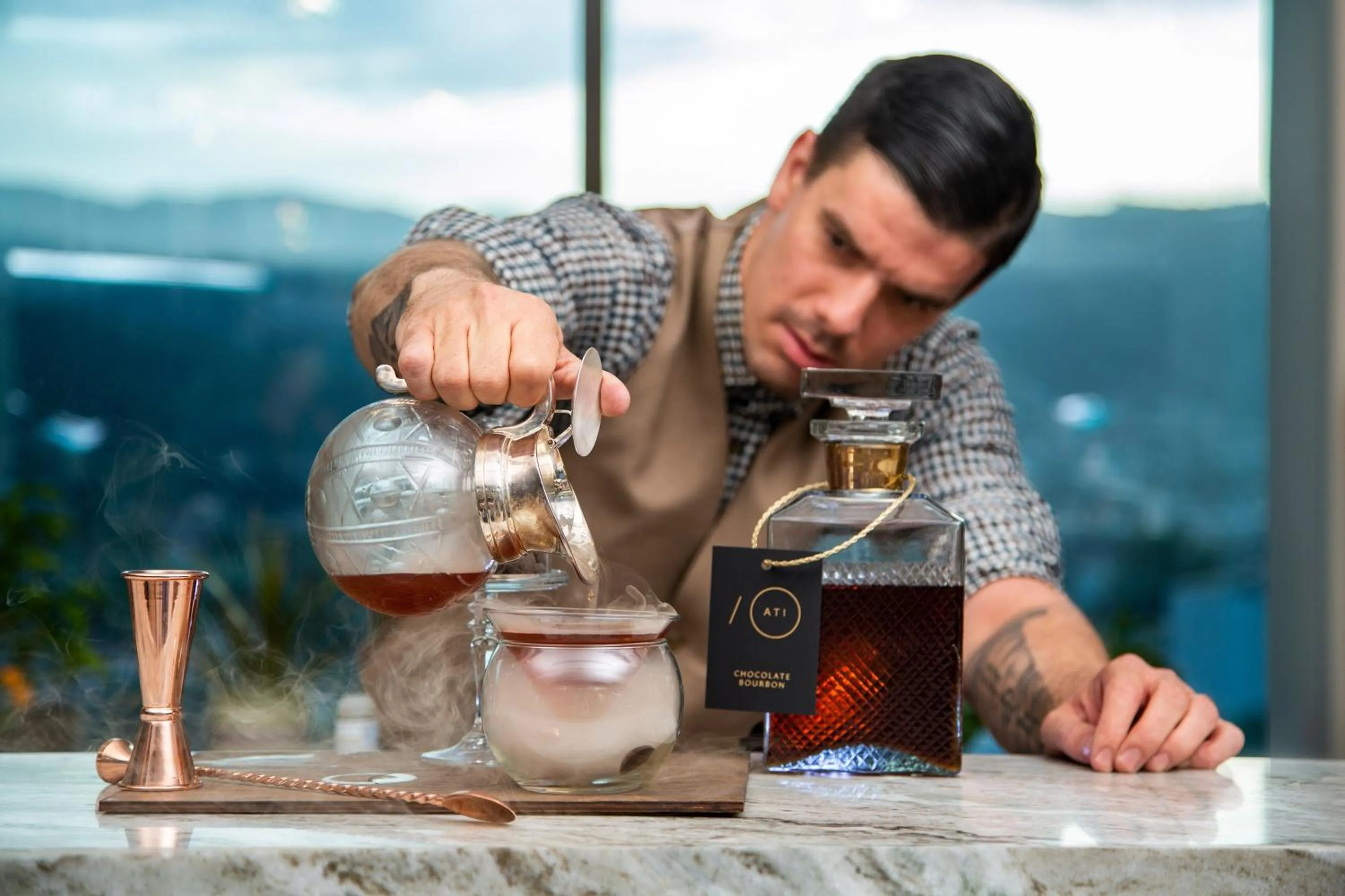 Lounge or bar in Sheraton Grand Tbilisi Metechi Palace