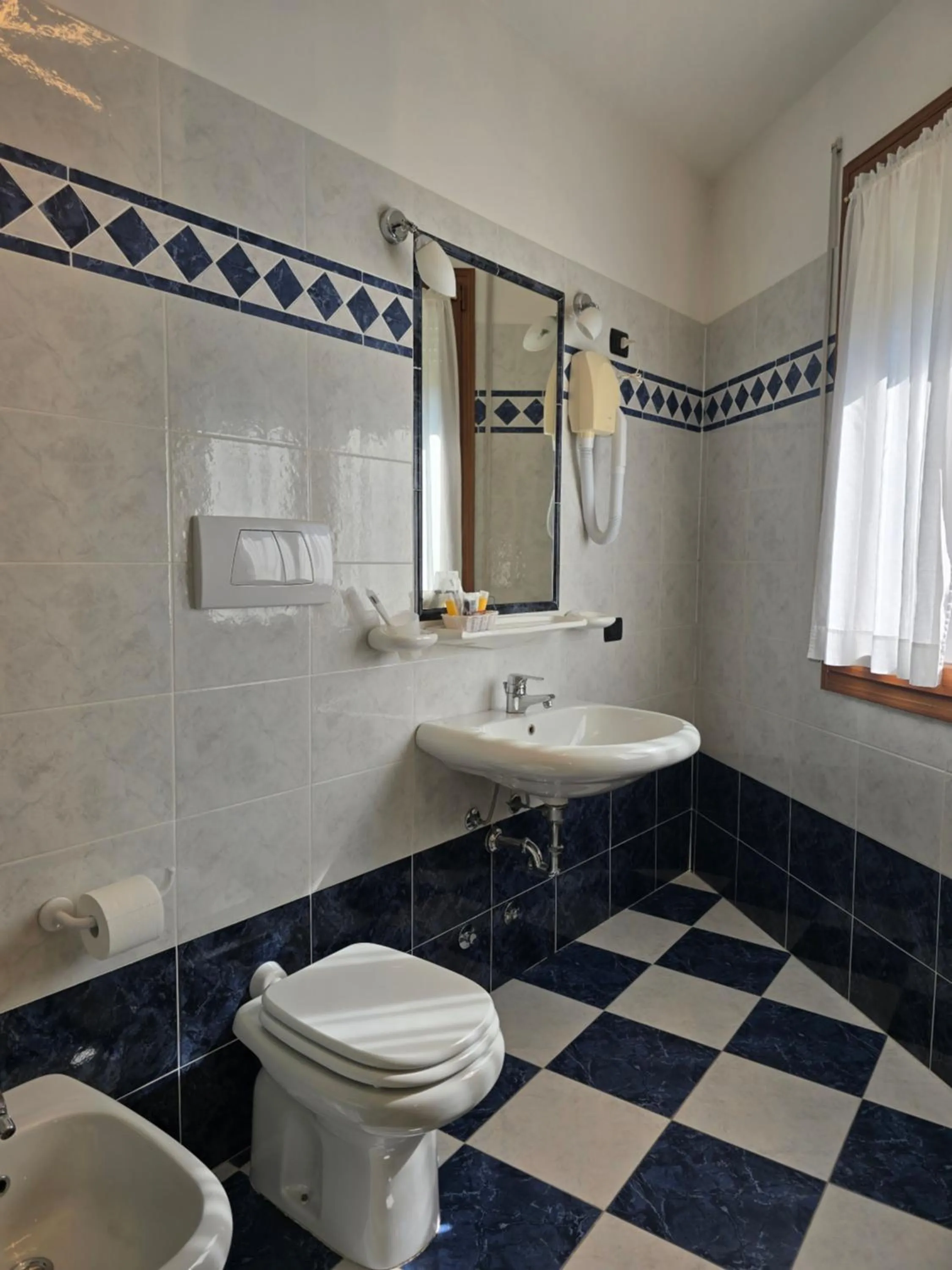 Toilet in Hotel La Pergola