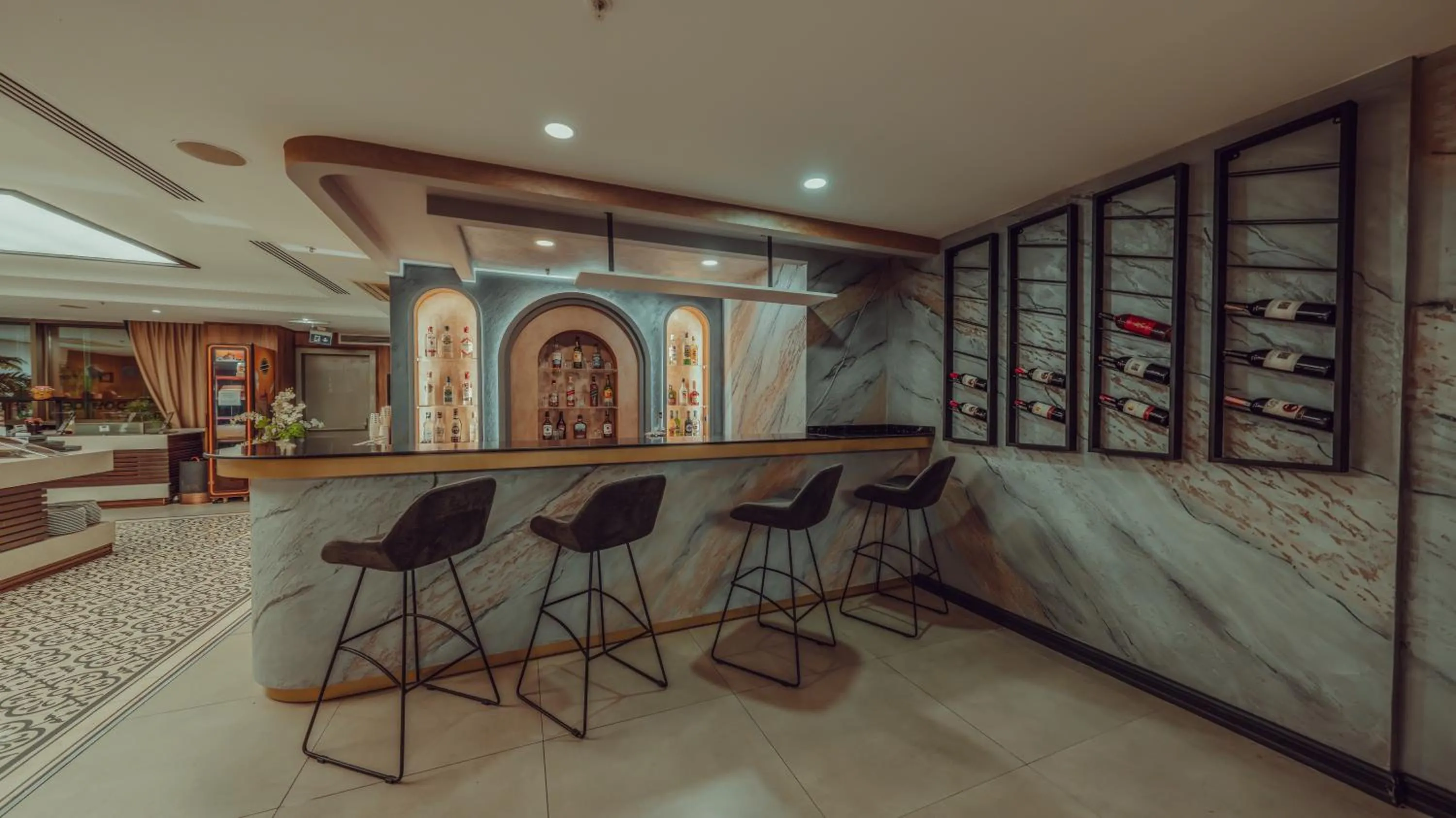 Restaurant/places to eat in Grand Makel Hotel Topkapi