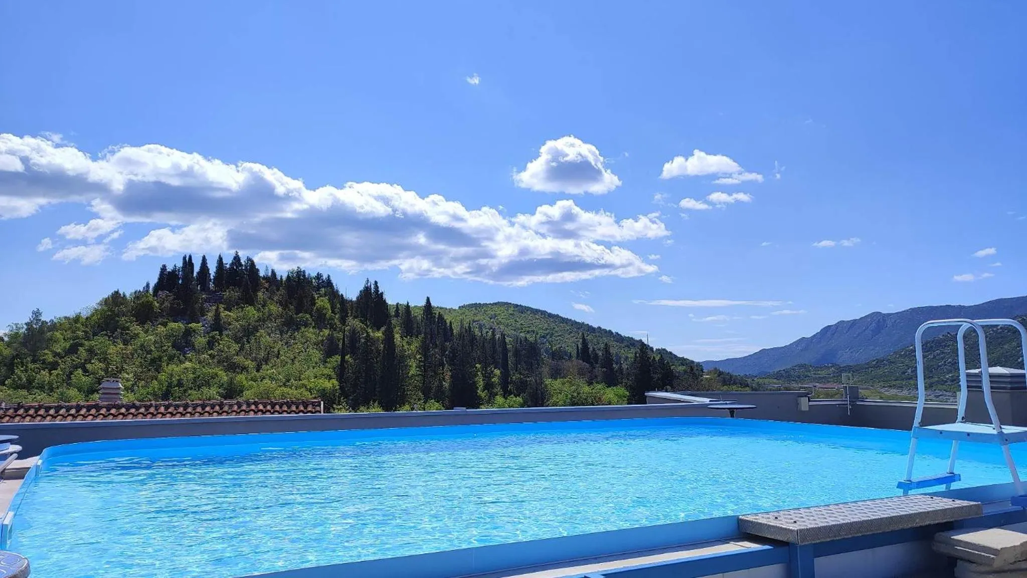 Swimming pool in Hotel Prvan
