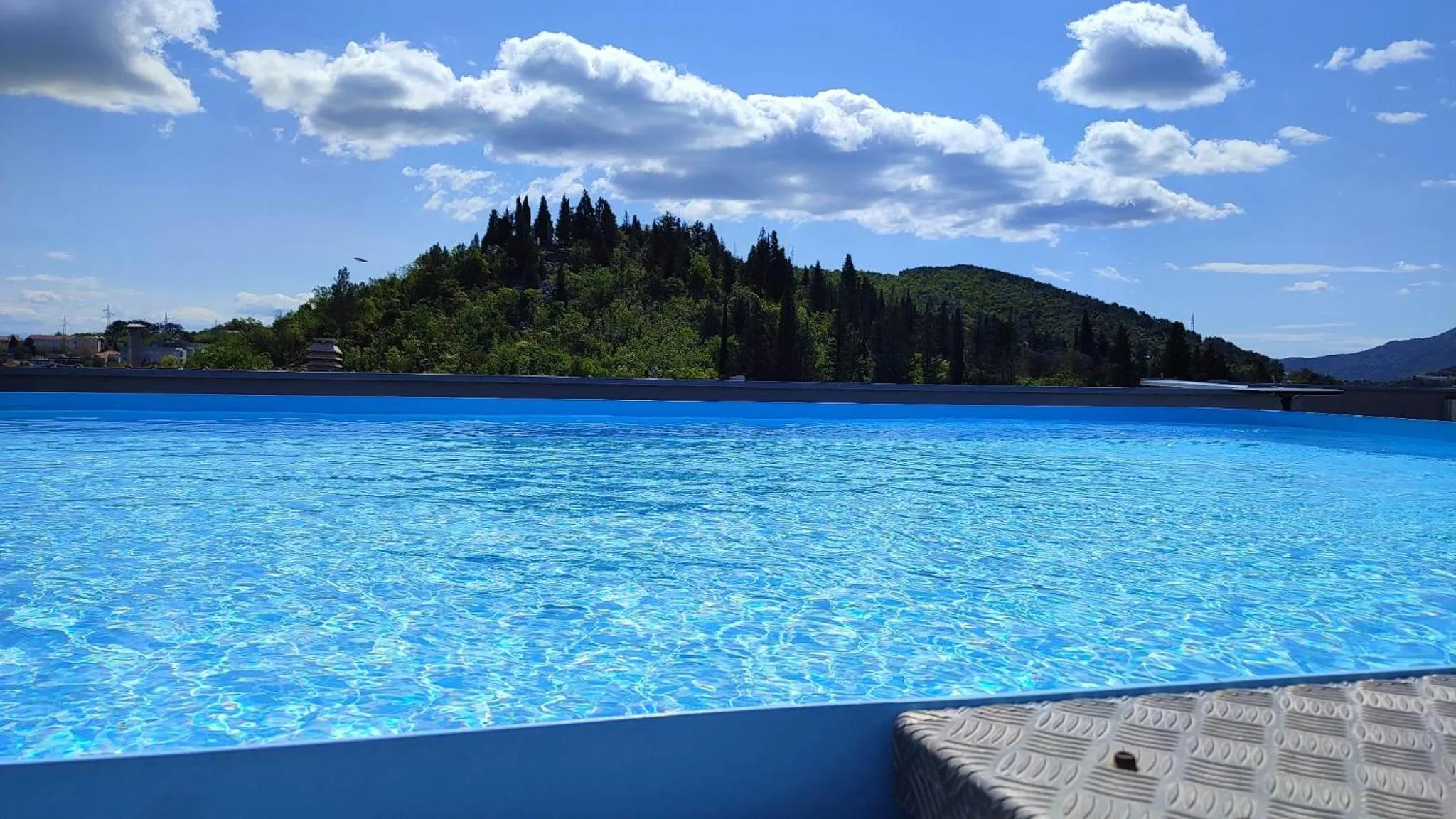 Swimming pool in Hotel Prvan