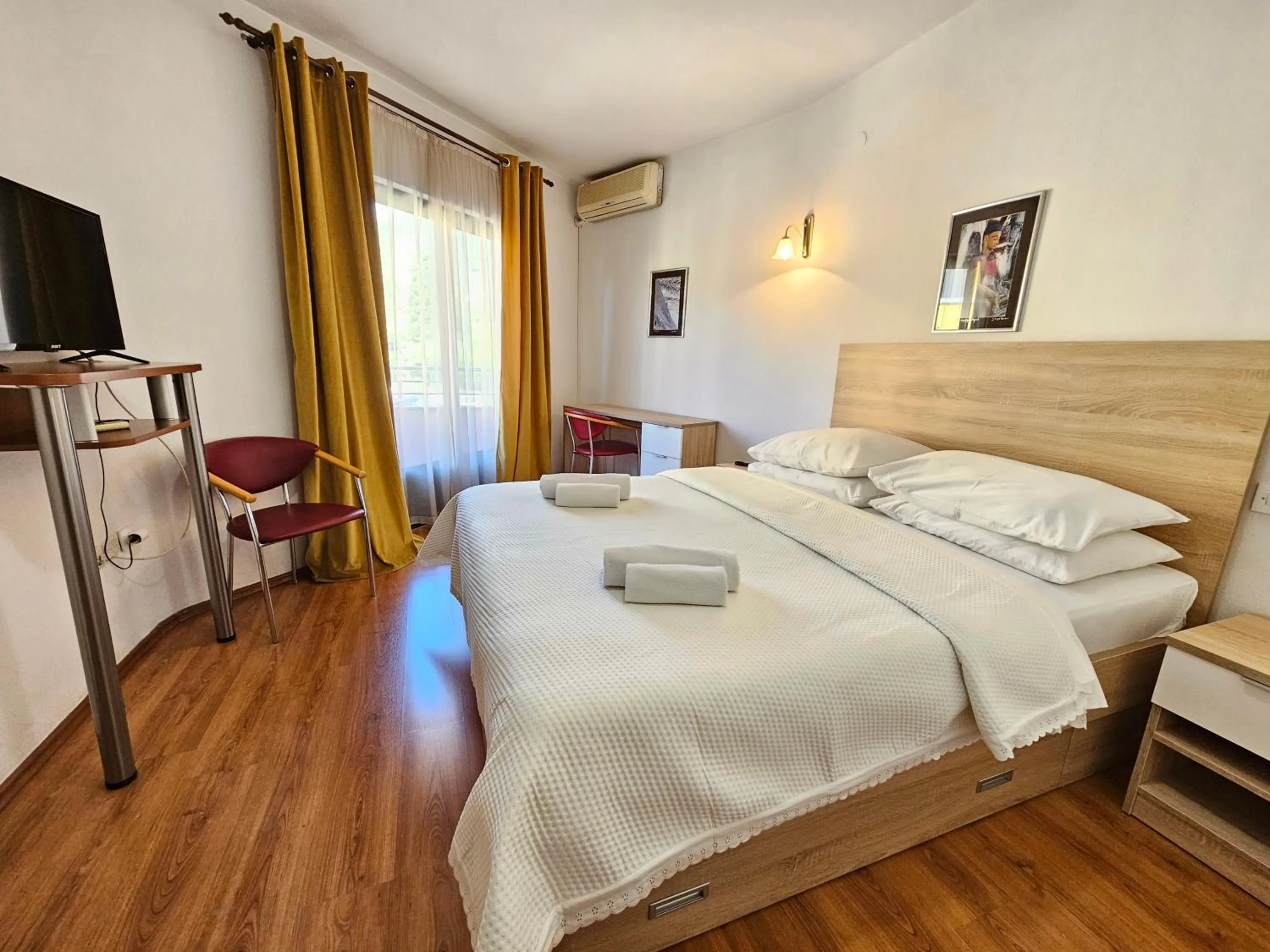 Bedroom, Bed in Hotel Prvan