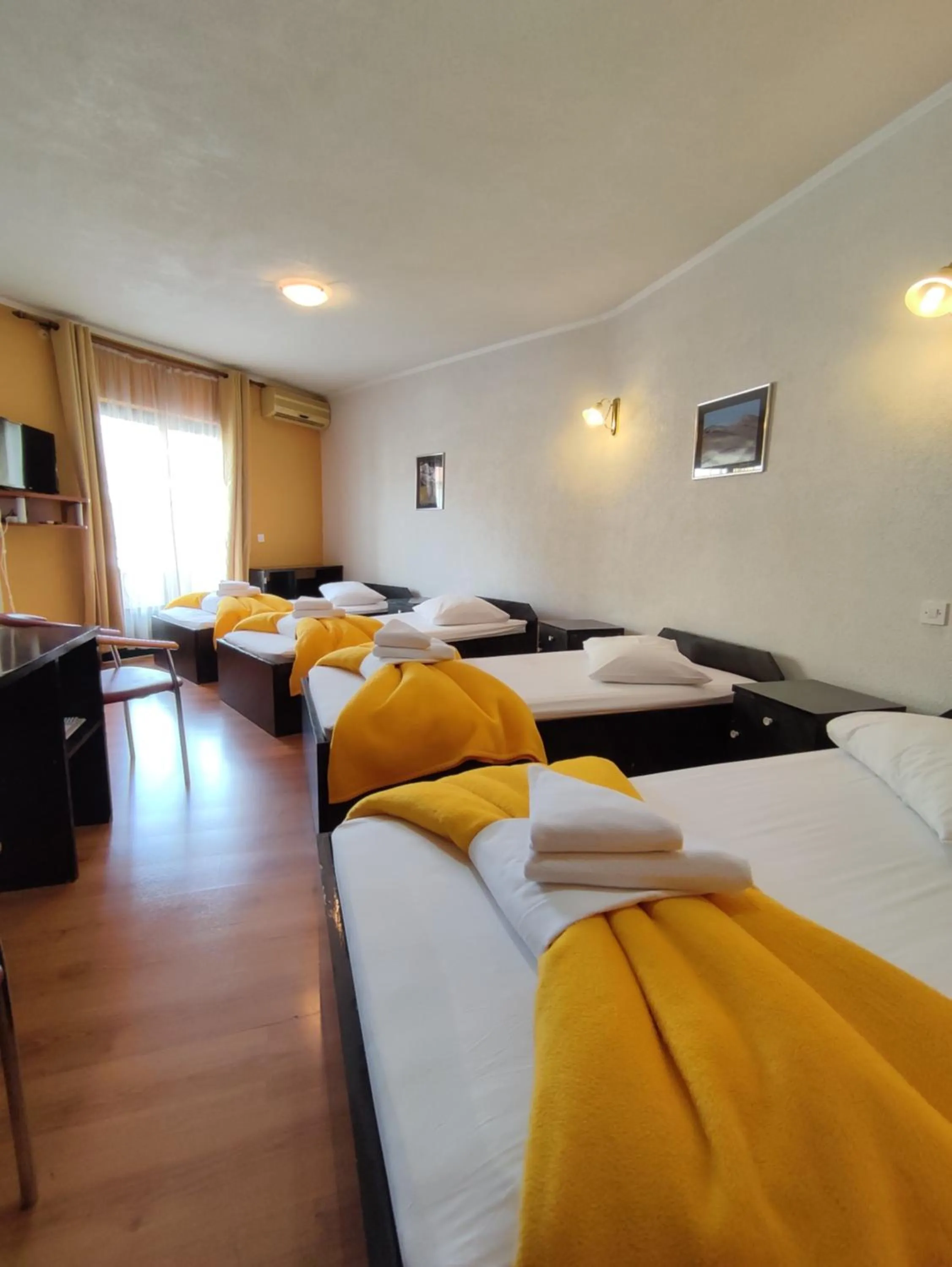 Bedroom, Bed in Hotel Prvan