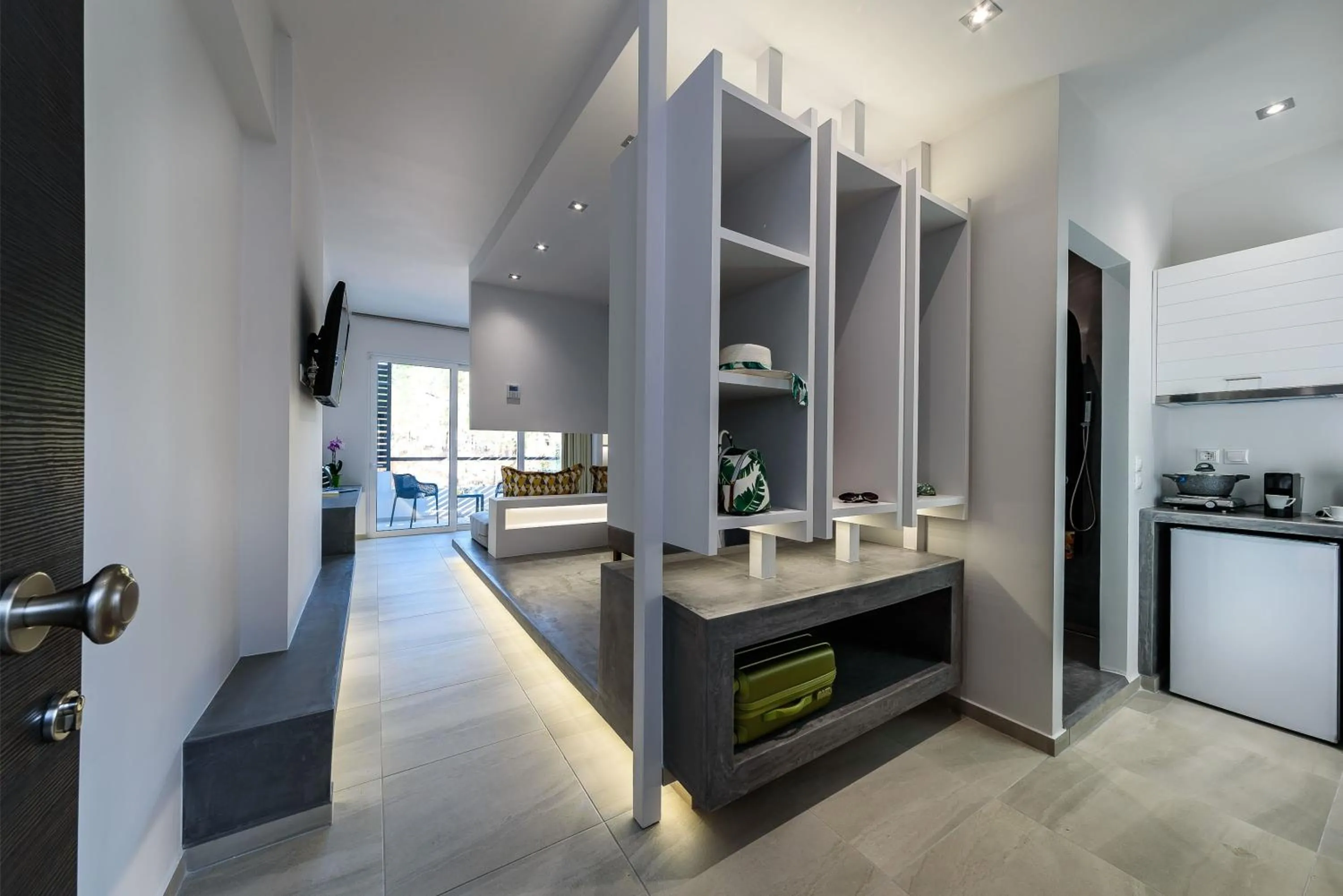 TV and multimedia in Solar Apartments by Amara Living