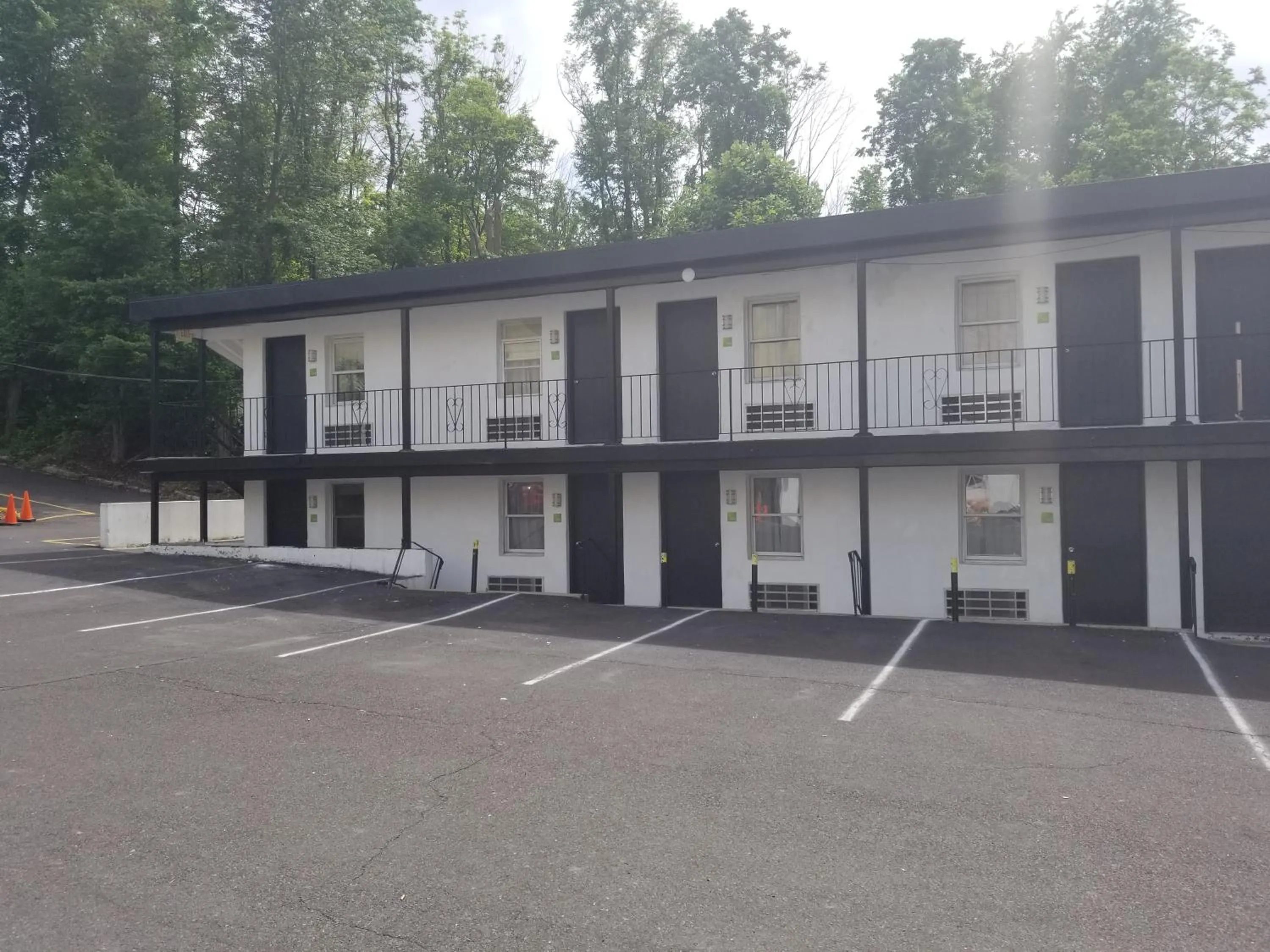 Property building in Penn Lodge Hotel & Suites Philadelphia - Bensalem