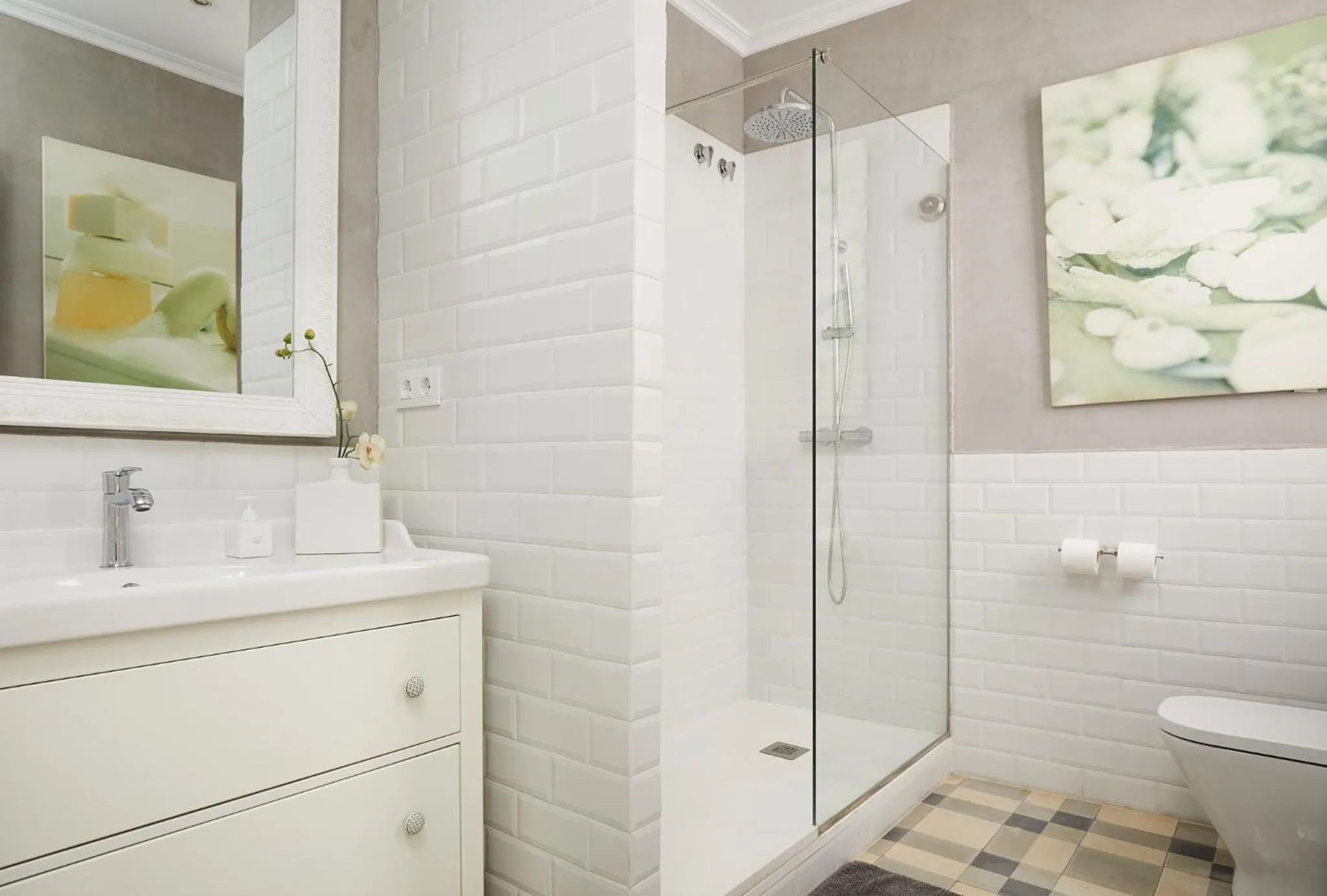 Bathroom in Hostal Poblenou