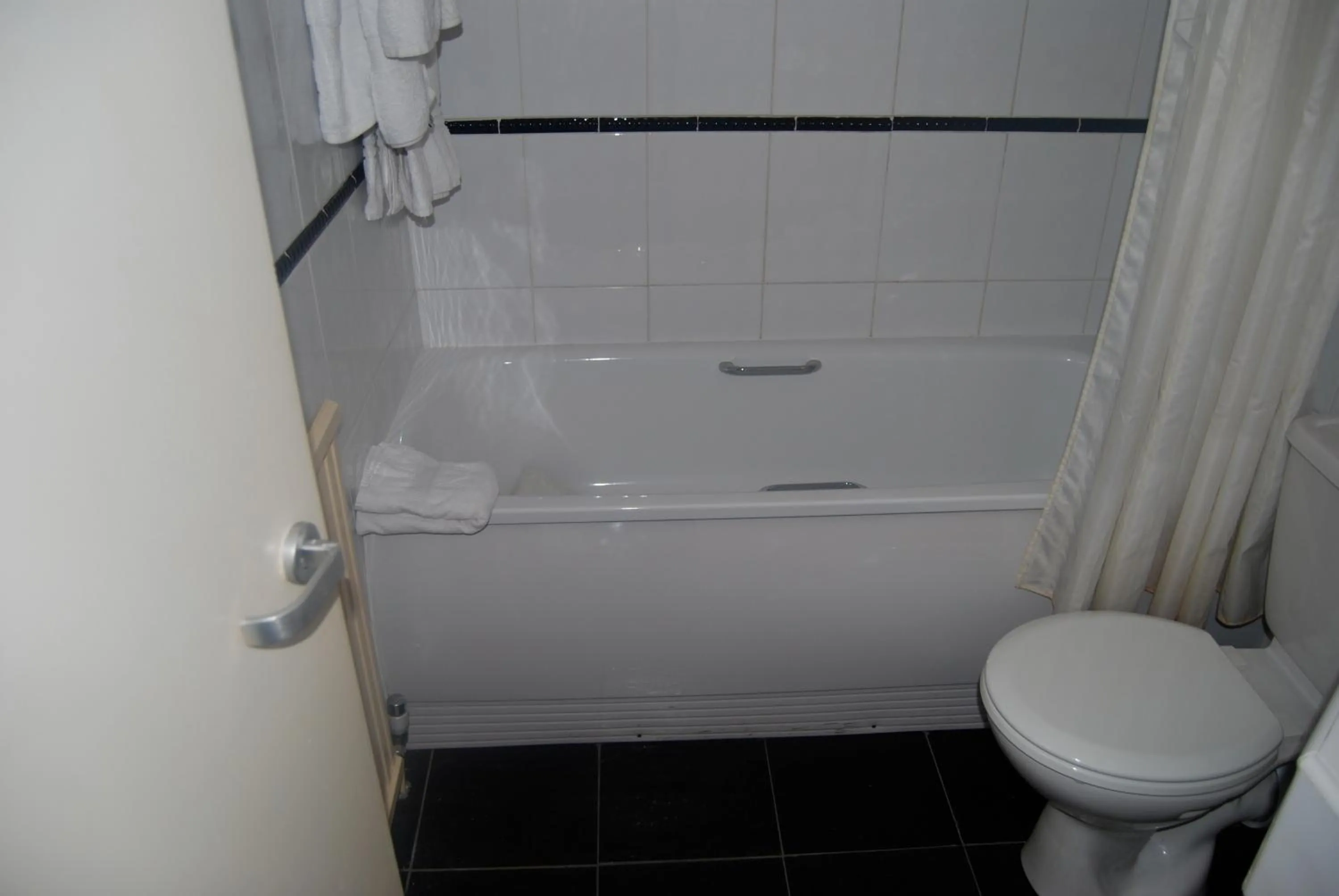 Toilet in Brecon Hotel Sheffield Rotherham