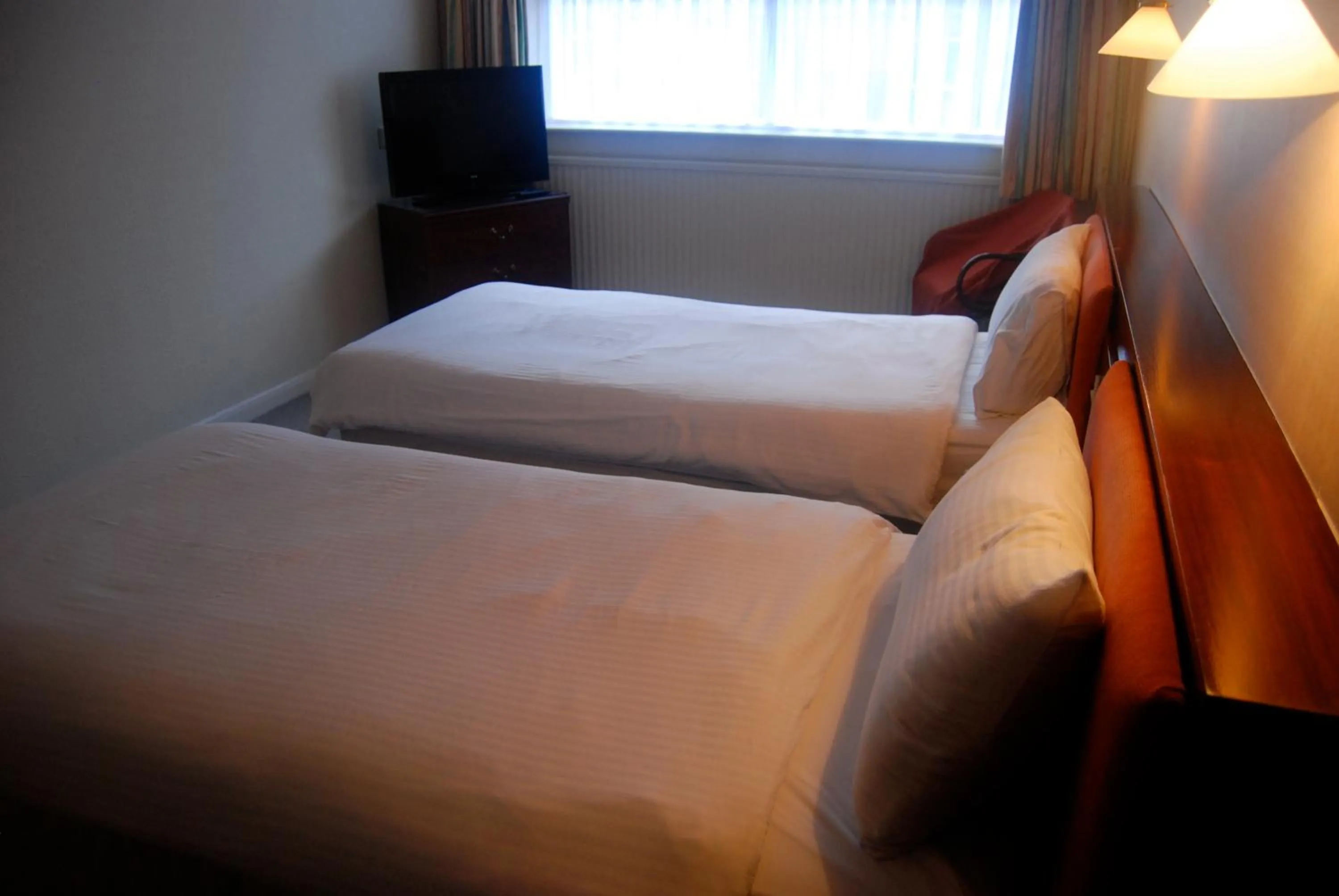 Day, Bed in Brecon Hotel Sheffield Rotherham