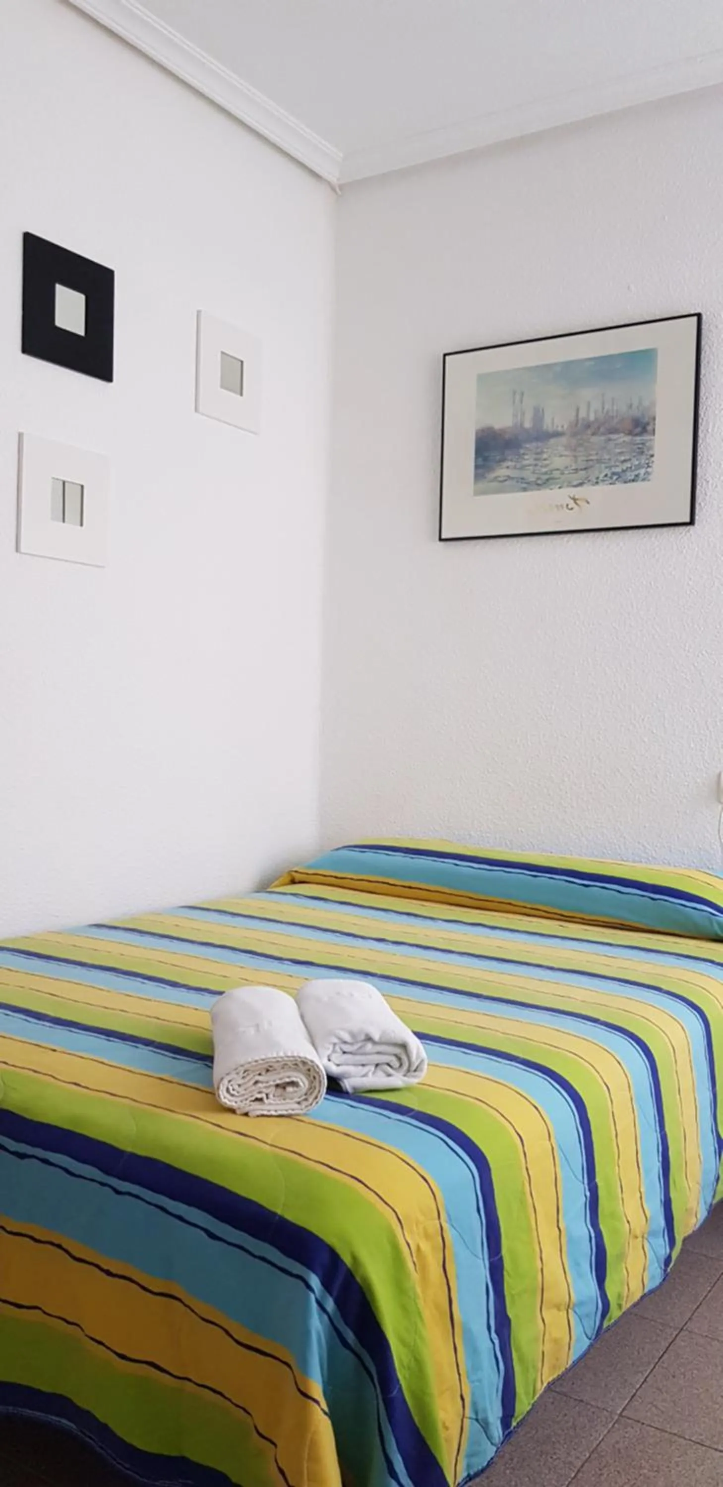 Bed in Pension Salamanca