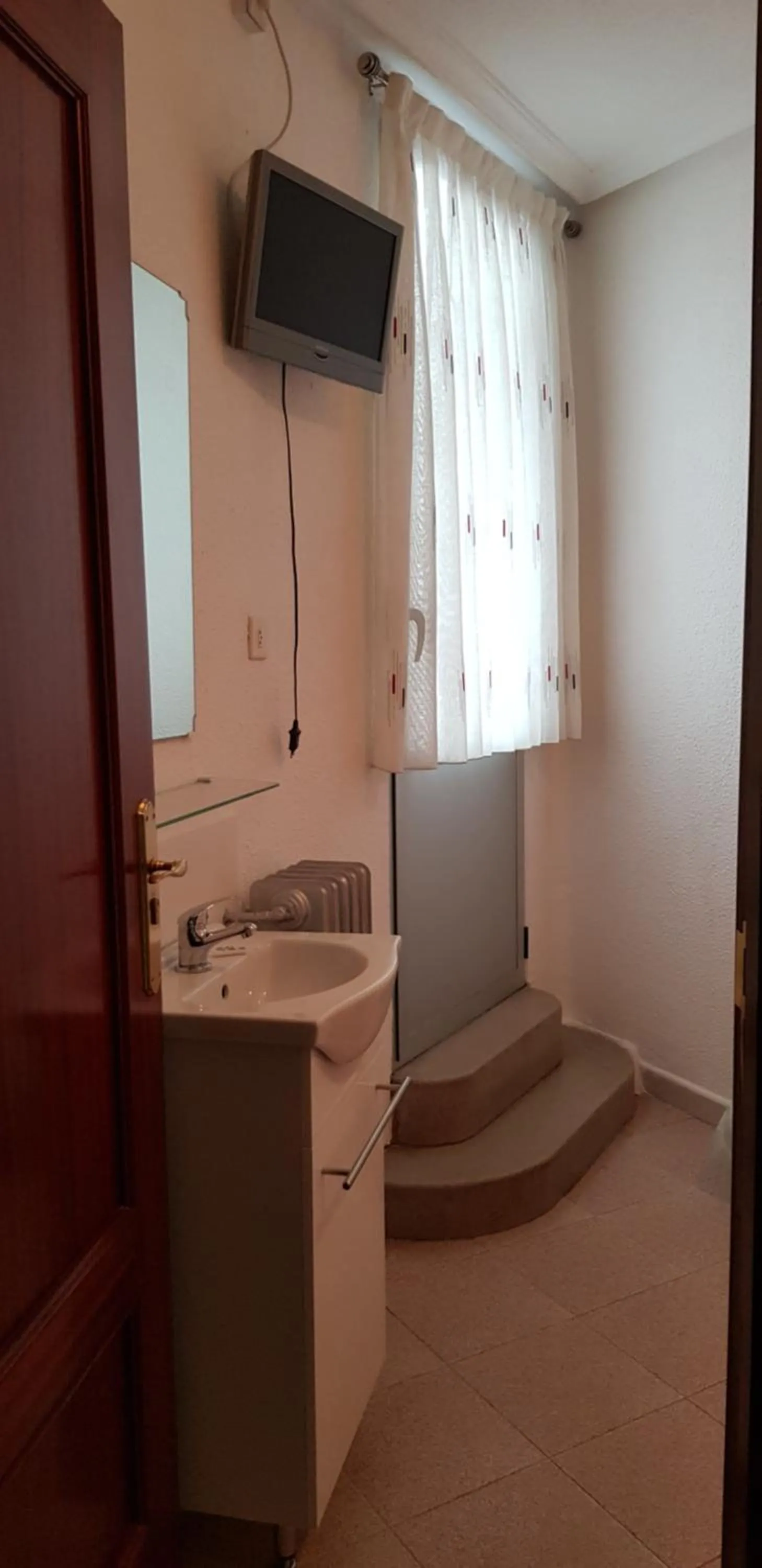 Bedroom in Pension Salamanca