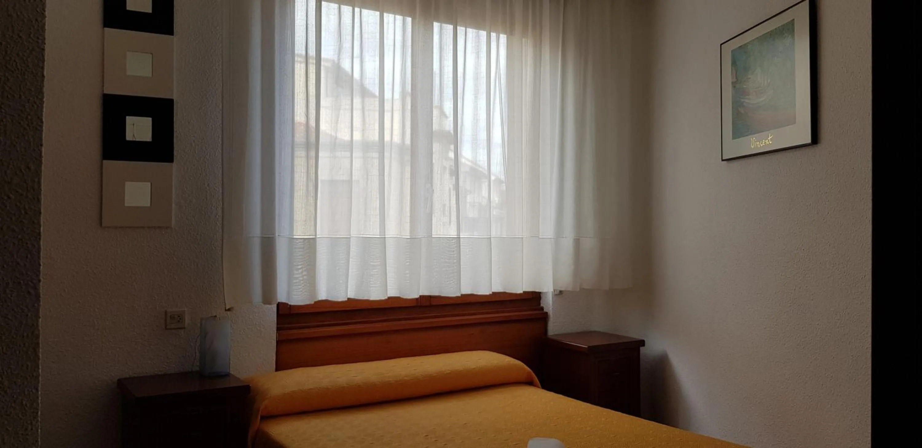 Bed in Pension Salamanca