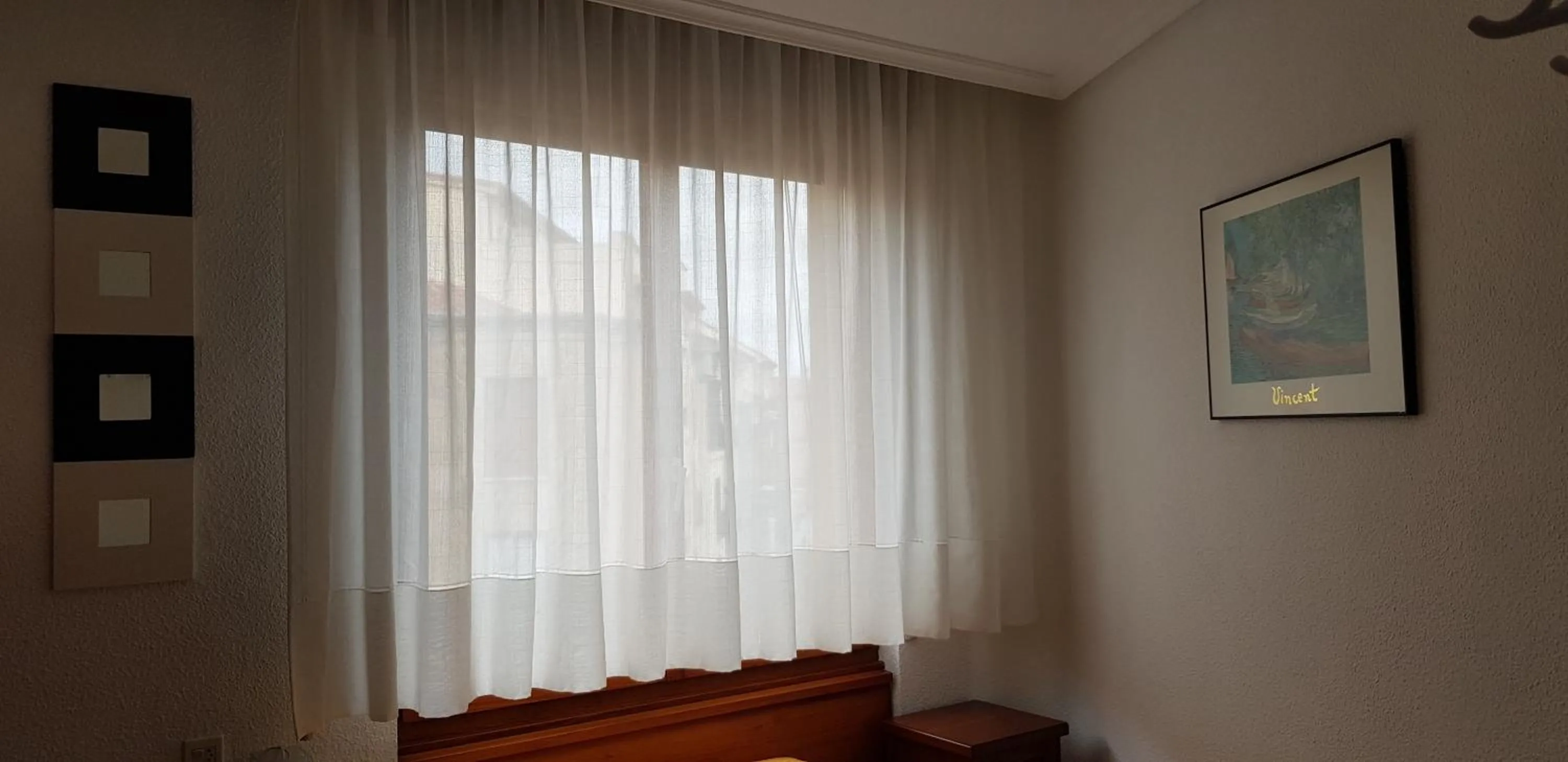 Photo of the whole room in Pension Salamanca